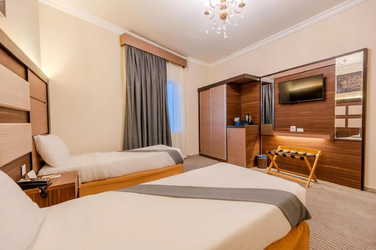 Bed in Maysan AL Taqwa