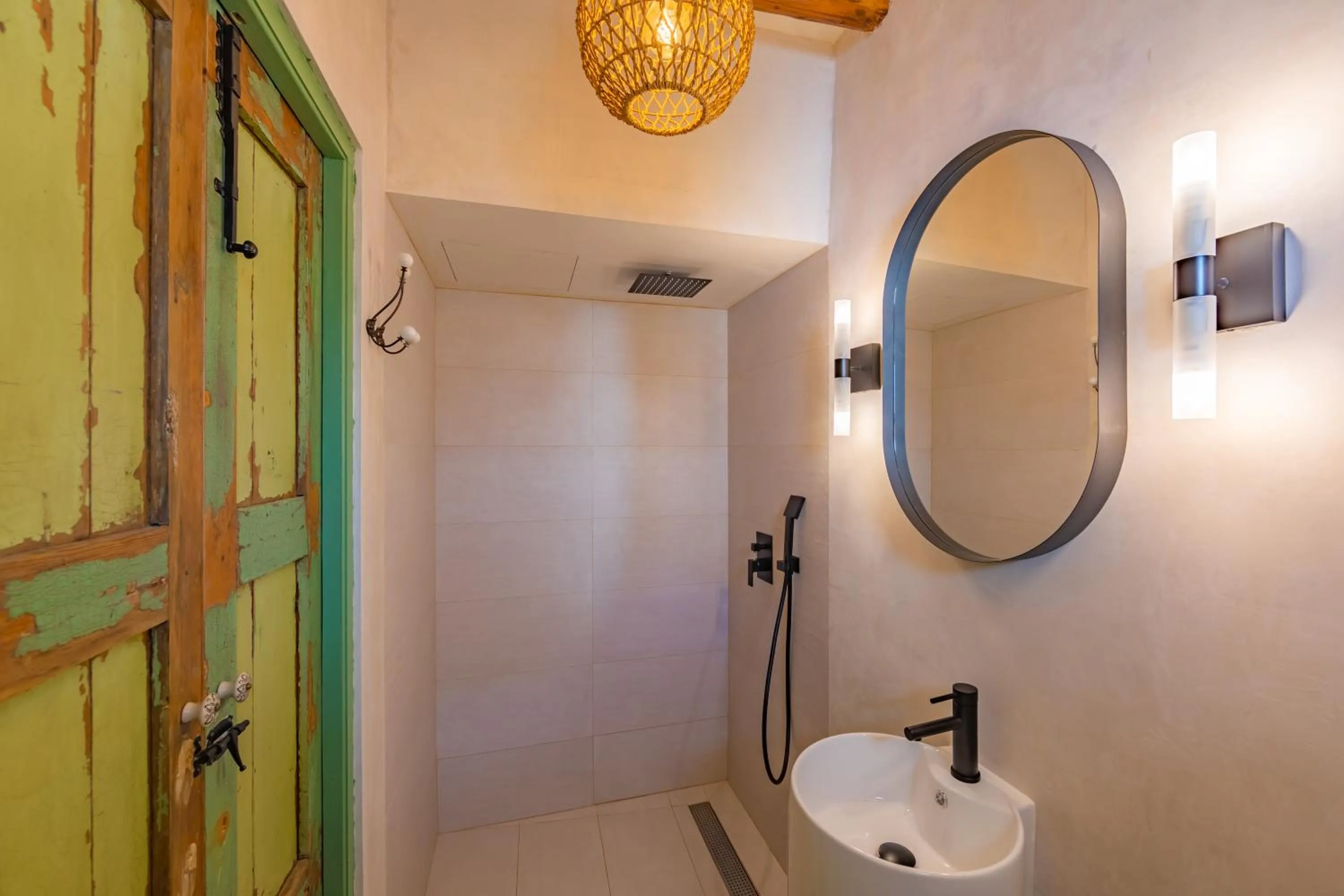 Shower in The Riad - Adults Only