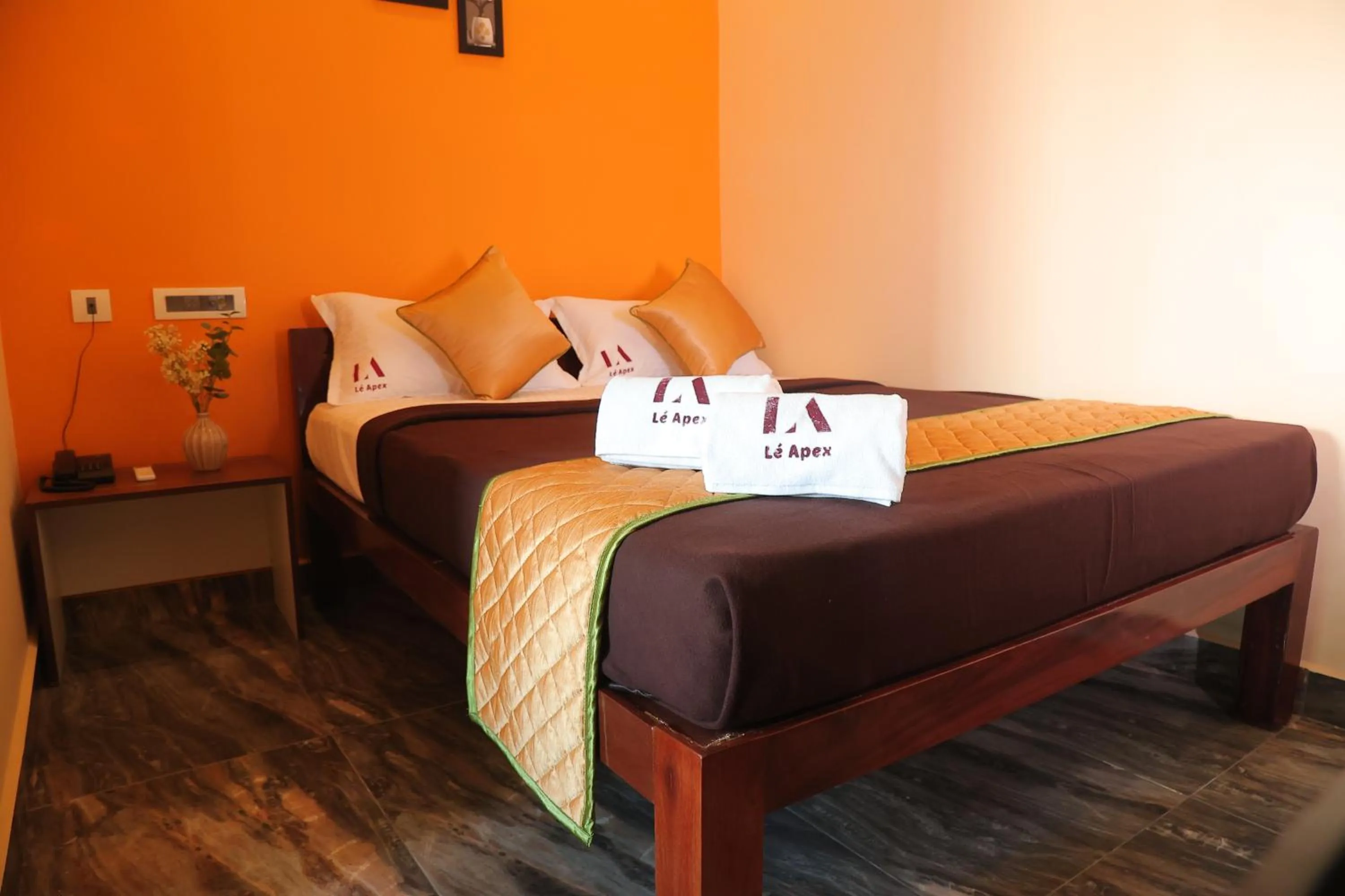 Bed in Le Apex Tharavaadu