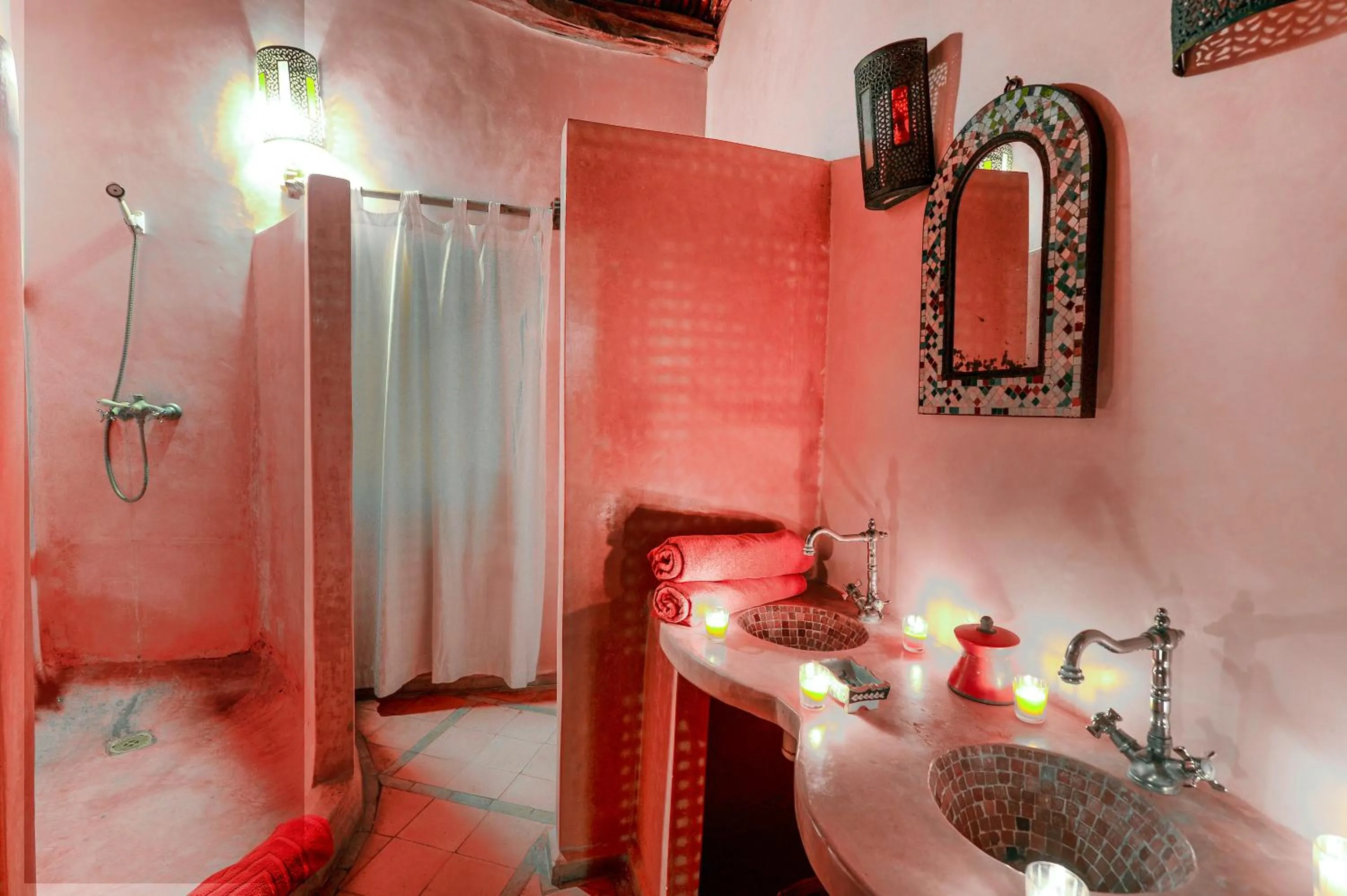 Bathroom in Dar Cherazade & spa