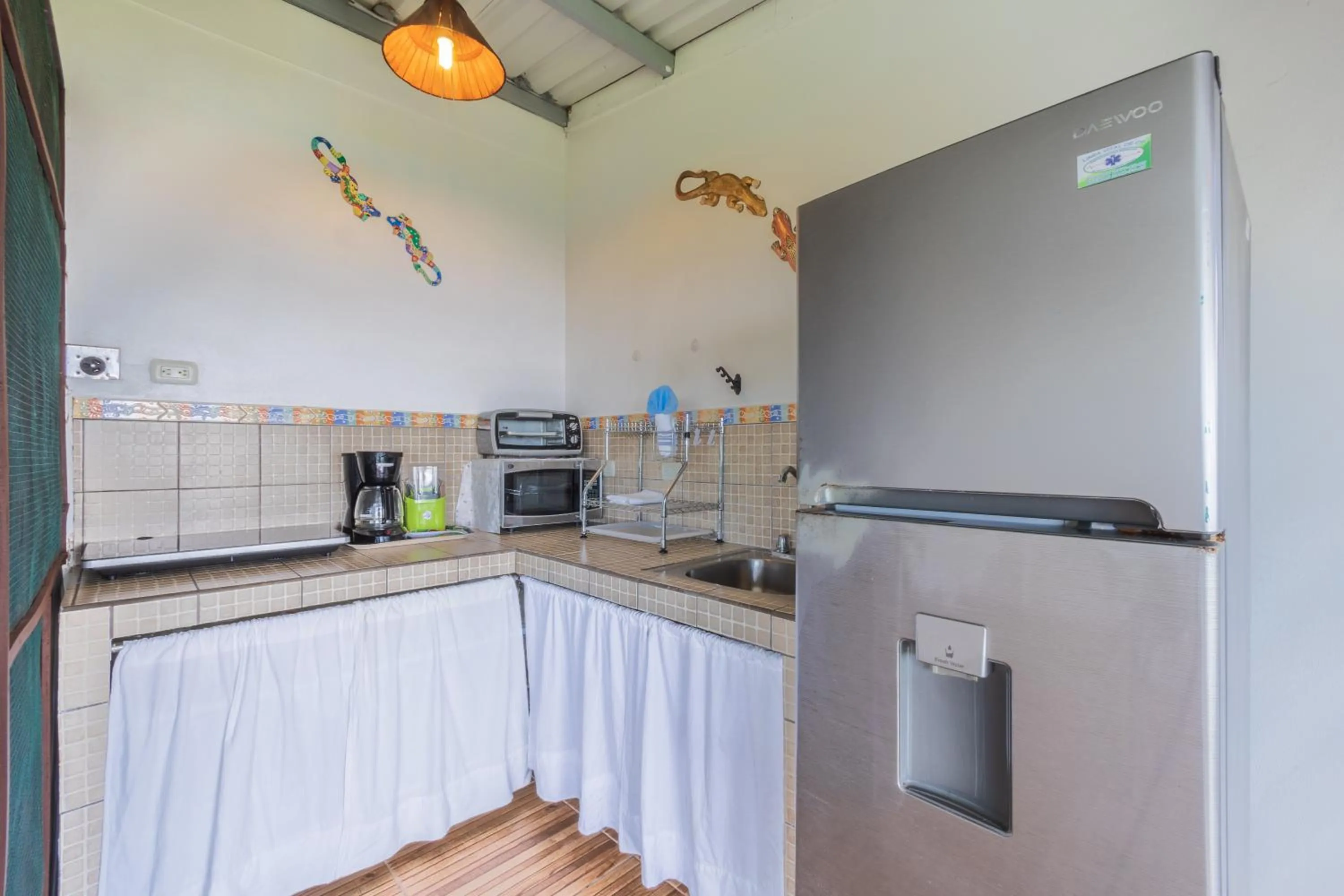 Kitchen or kitchenette in Hotel Villas de la Selva