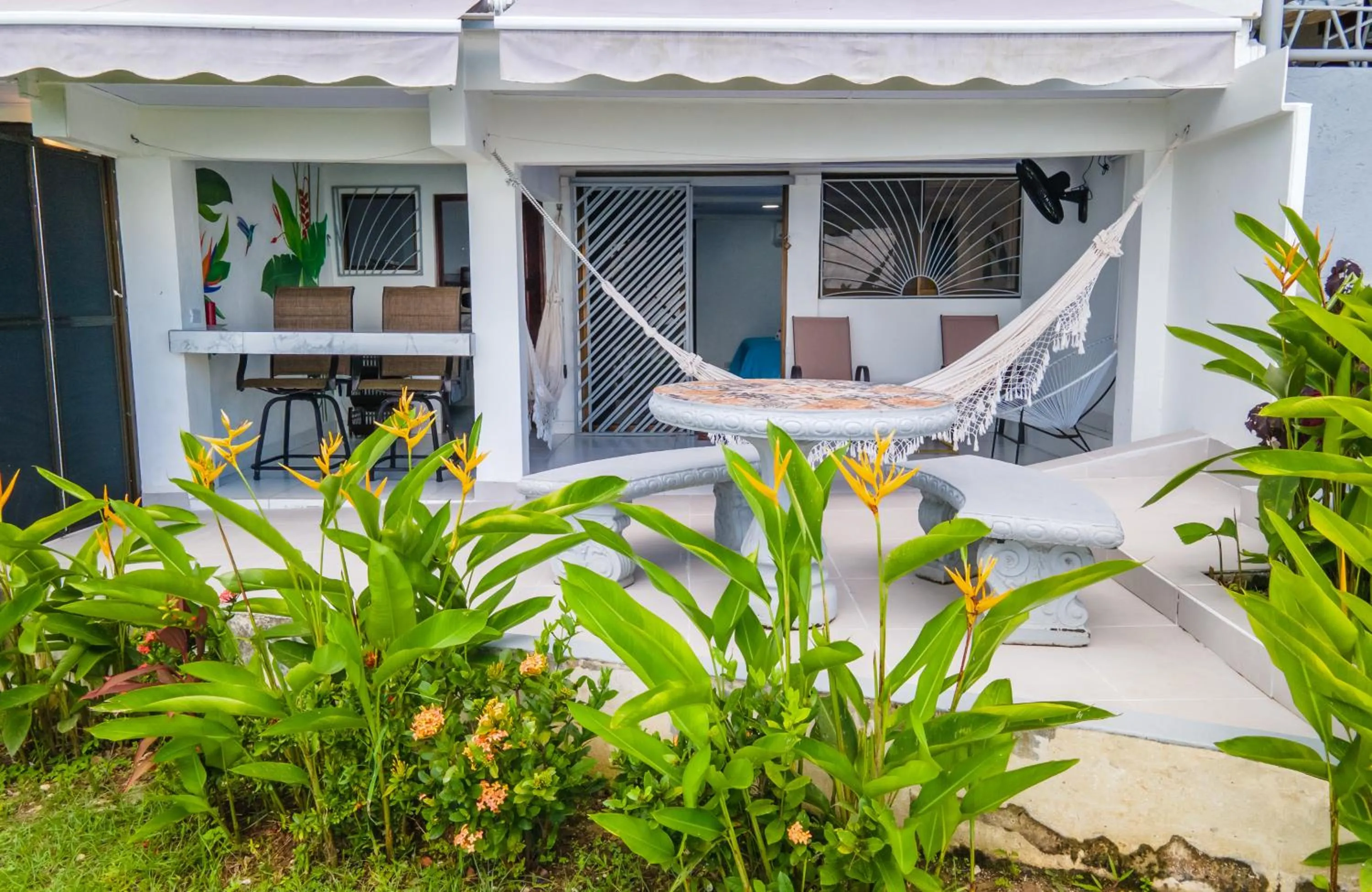 Day in Hotel Villas de la Selva