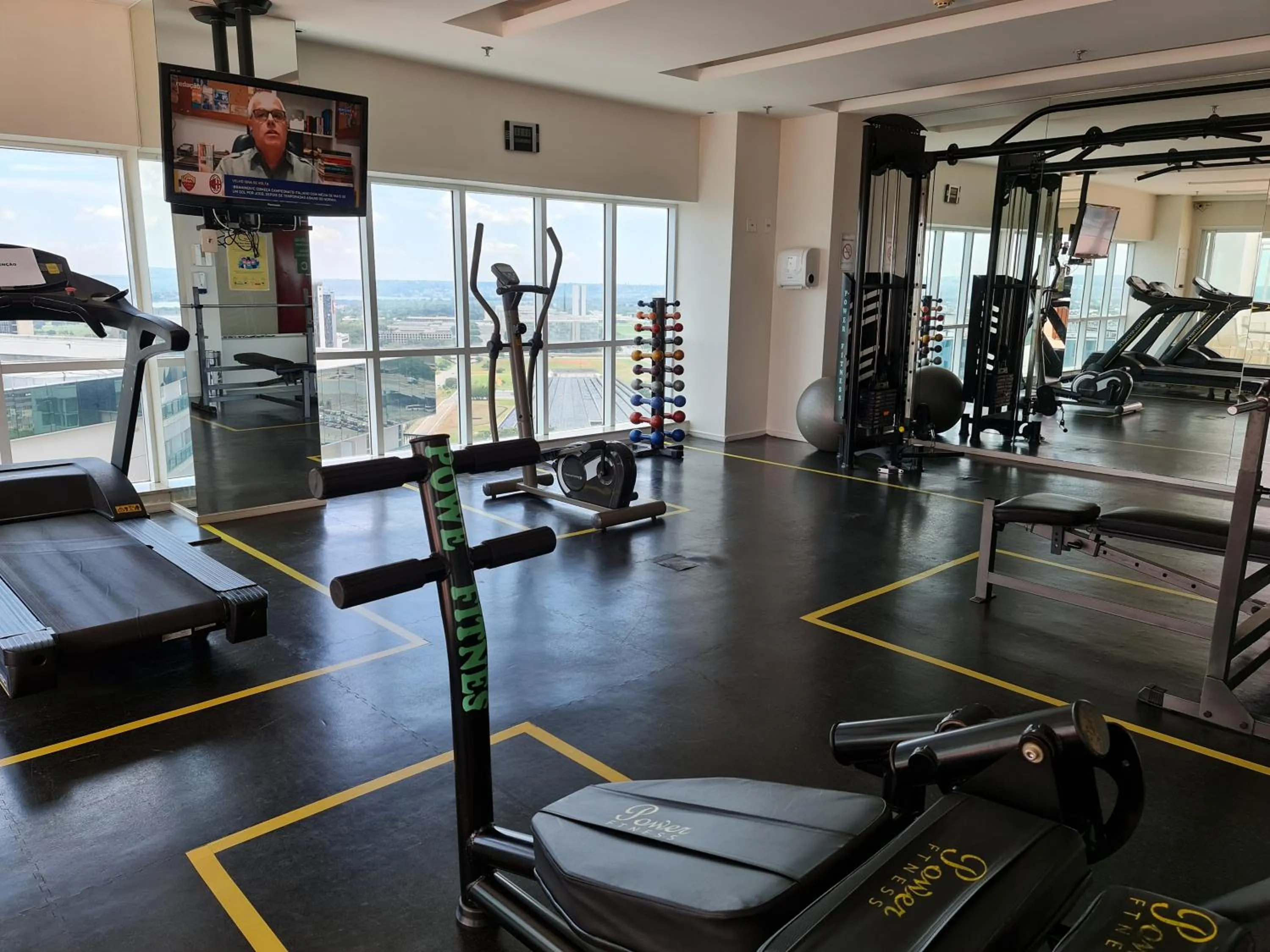 Fitness centre/facilities in Flat Brasília - Setor Hoteleiro Norte