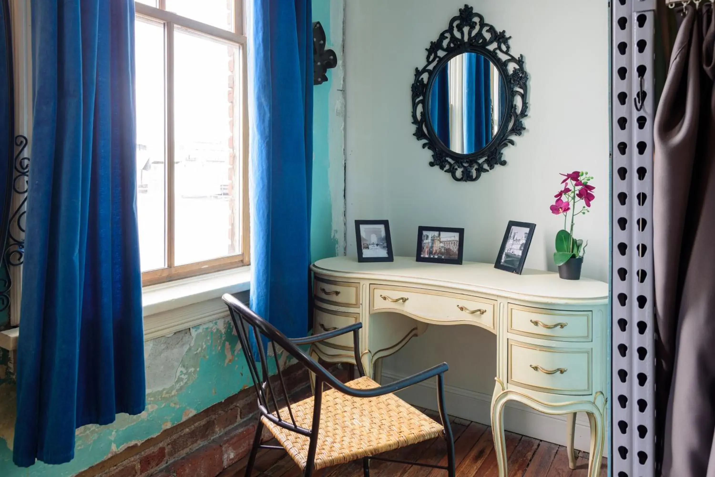 Bed in 6-Bed Female Dormitory Room in Hostel Fish Bed in 6-Bed Female Dormitory Room in Hostel Fish