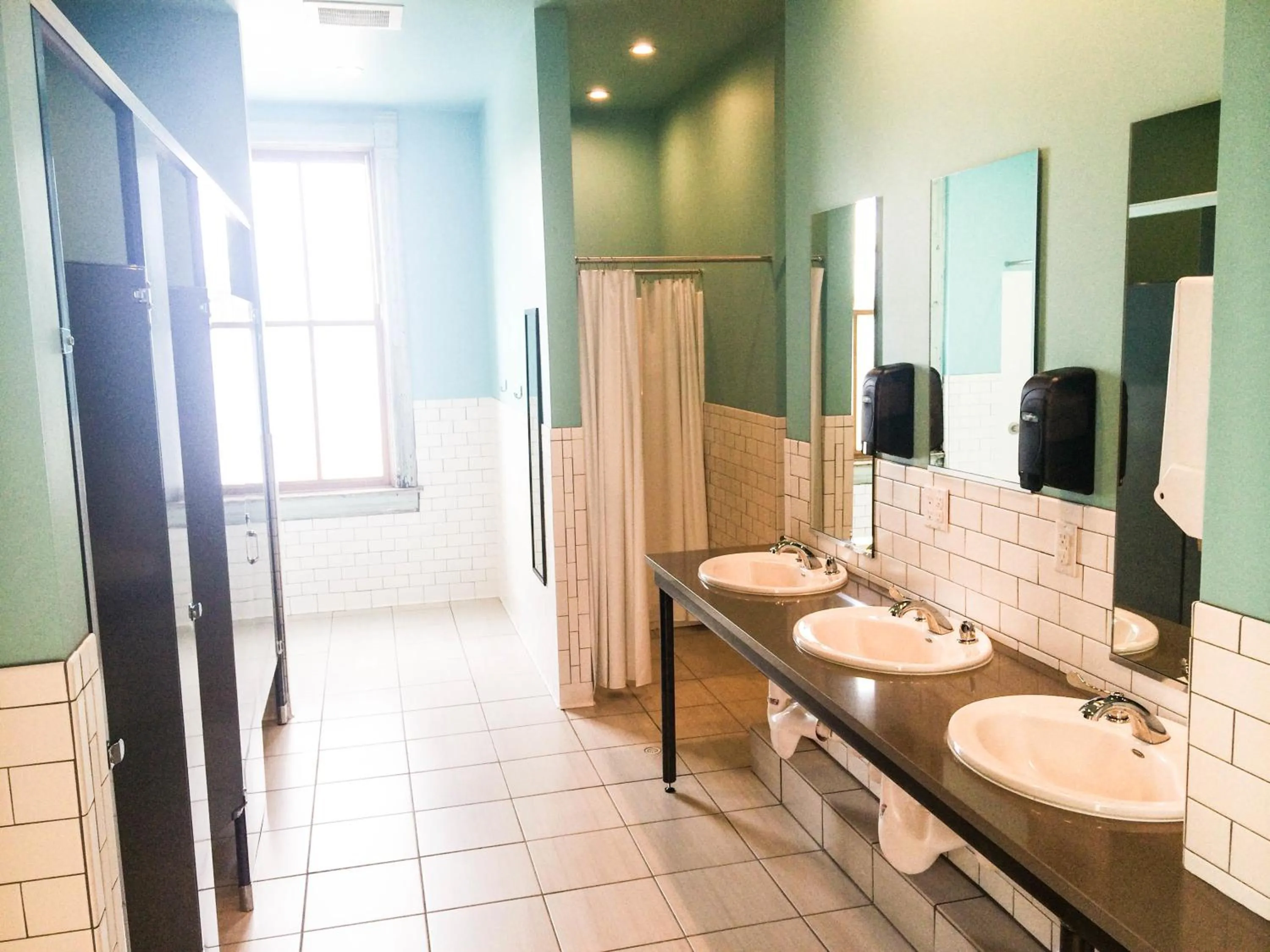 Bathroom in Hostel Fish