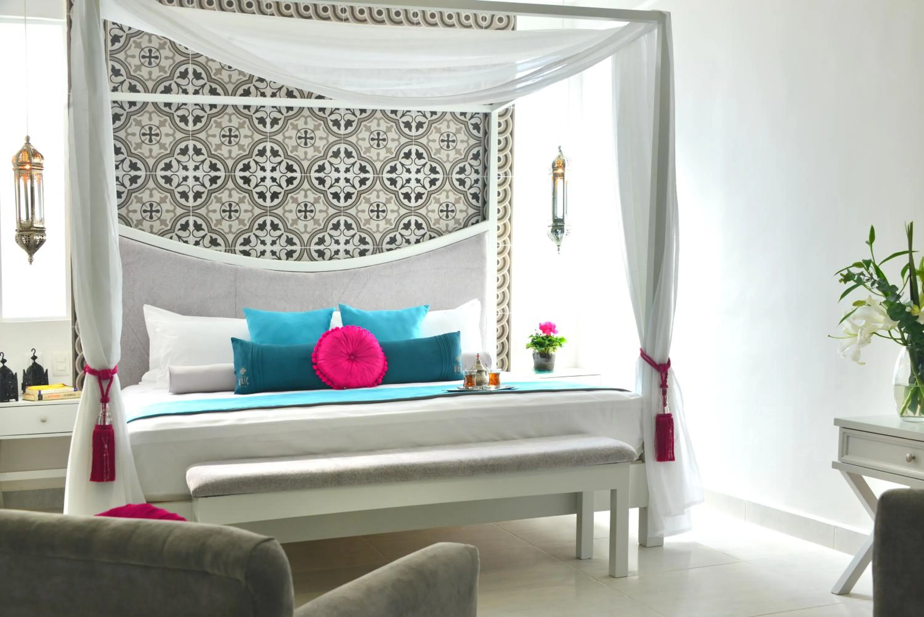 Photo of the whole room, Bed in Unic Design Hotel & Restaurant- 5th Avenue