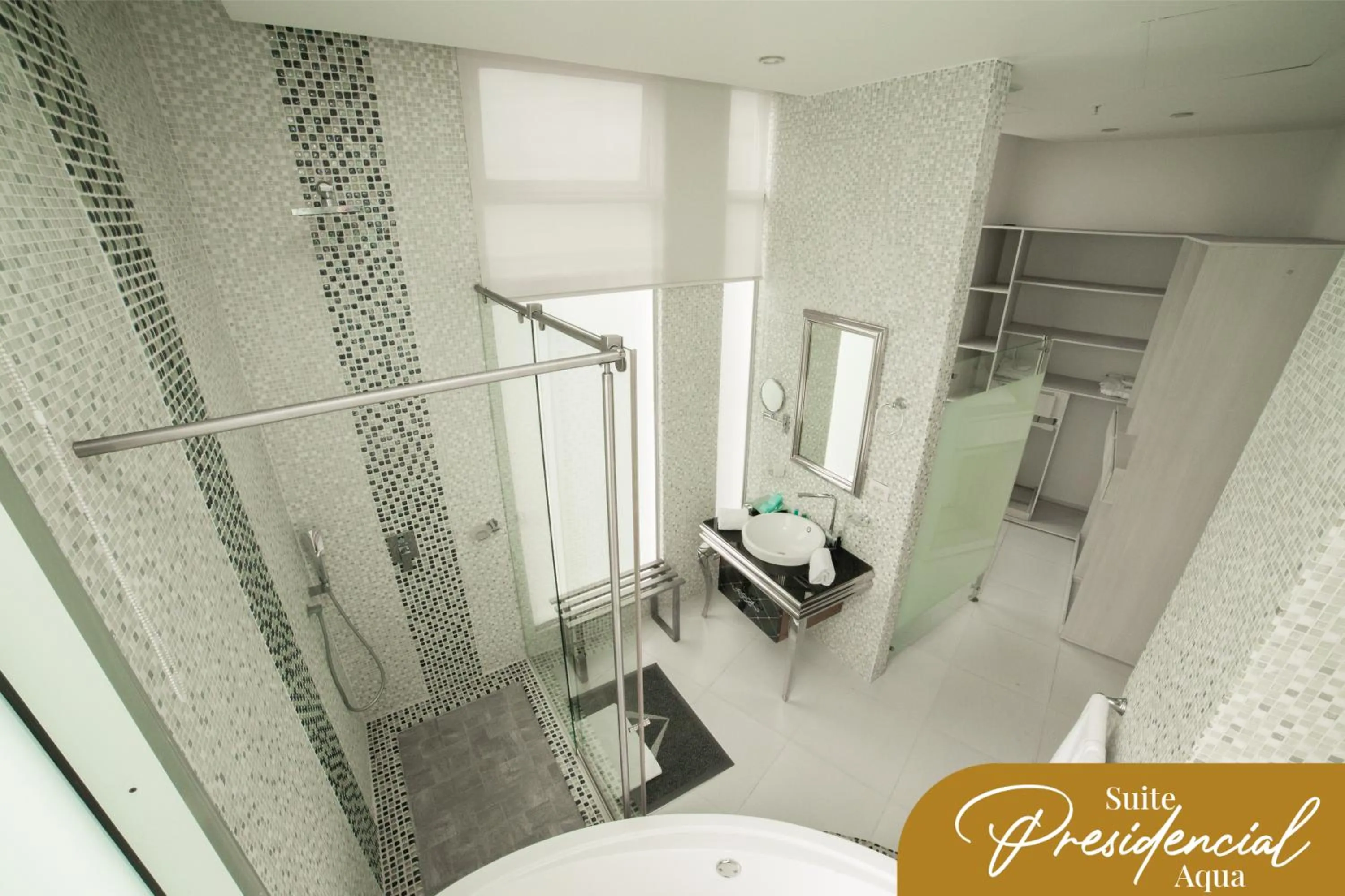 Bathroom in Punta Diamante Premium Hotel