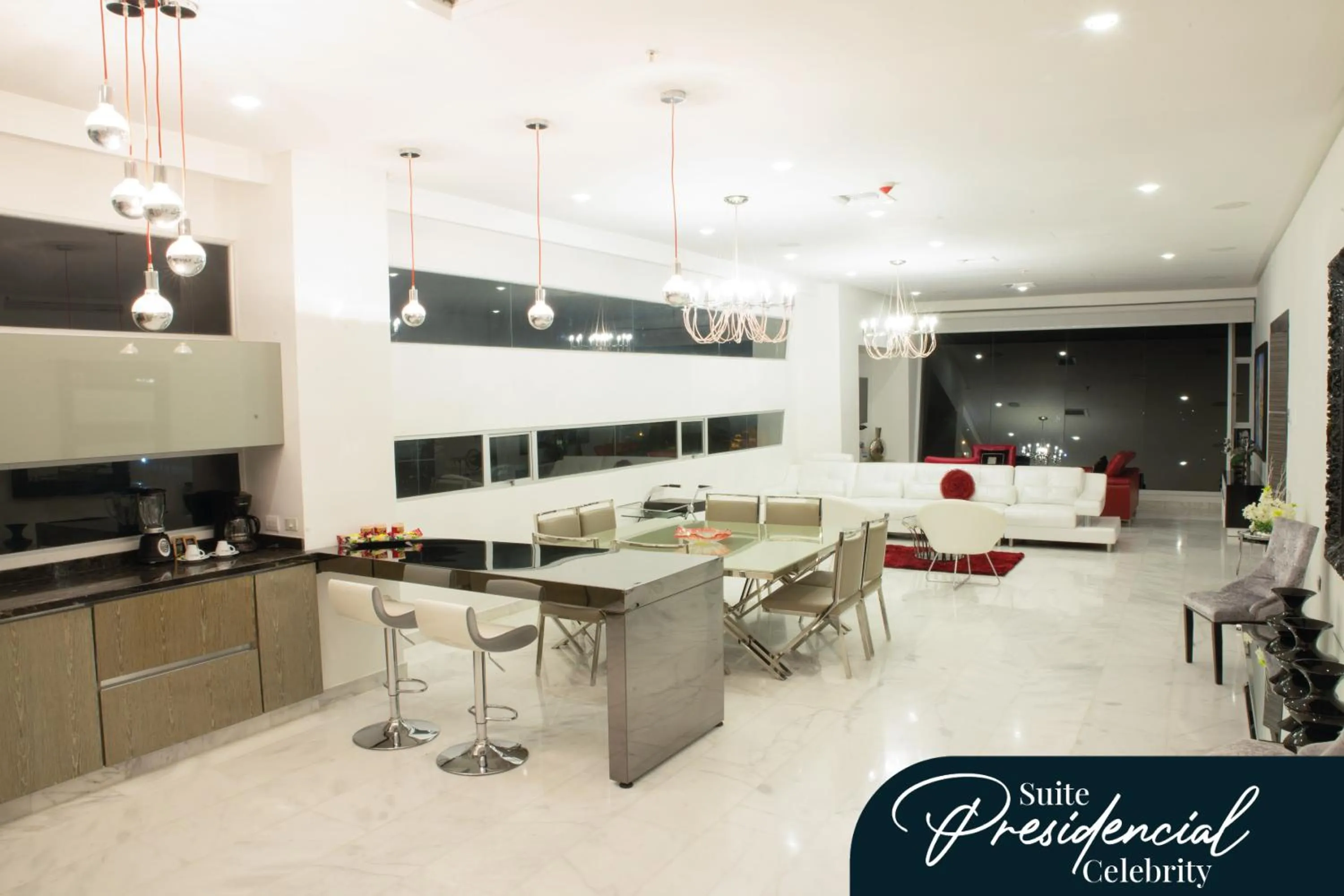 Lounge or bar in Punta Diamante Premium Hotel