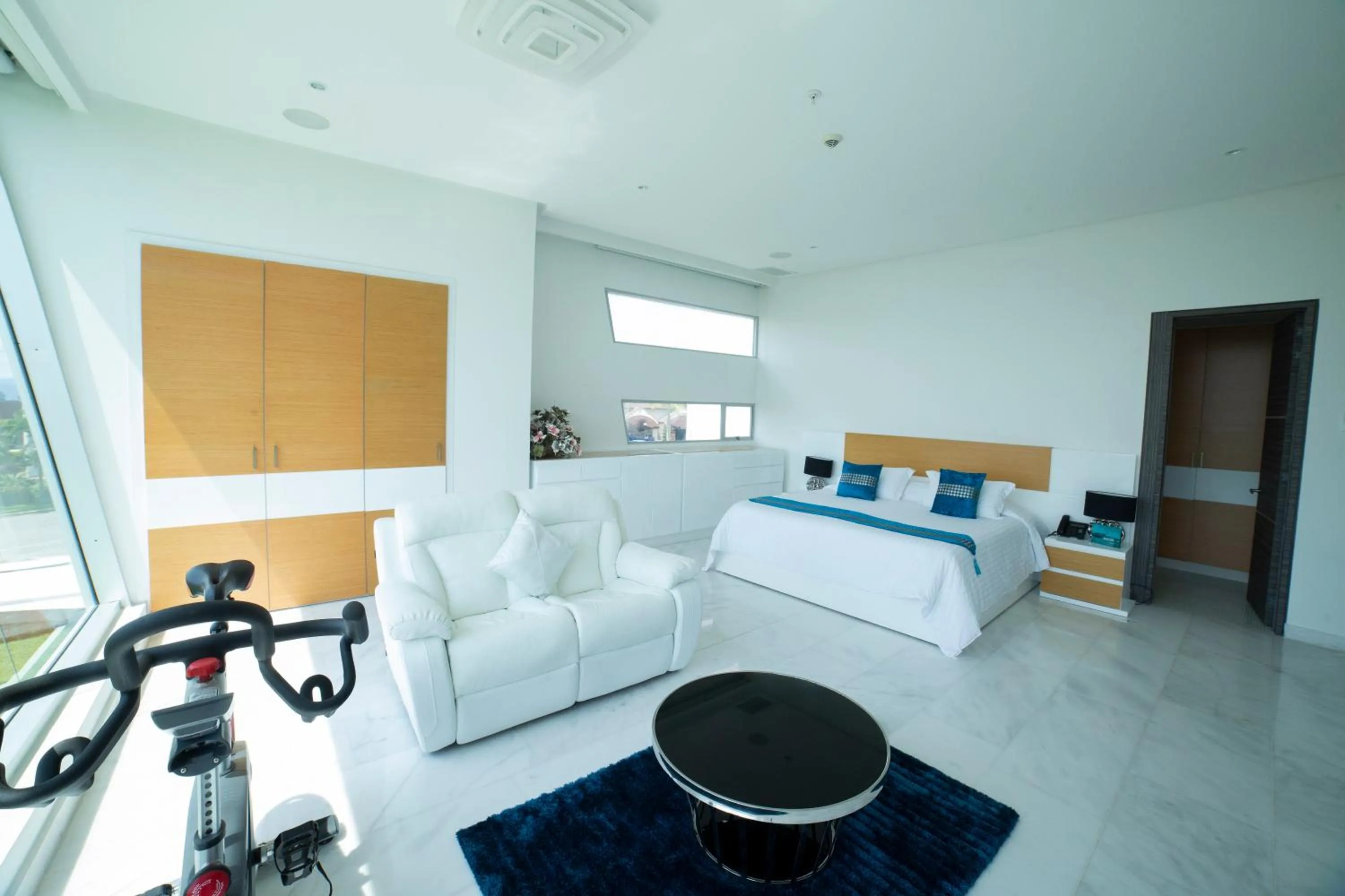 Bedroom, Bed in Punta Diamante Premium Hotel