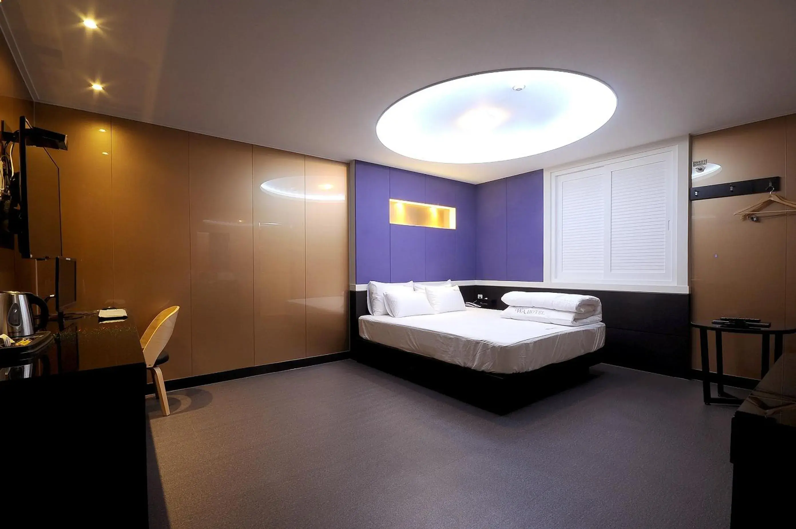 Standard Double Room in WA Hotel Standard Double Room in WA Hotel