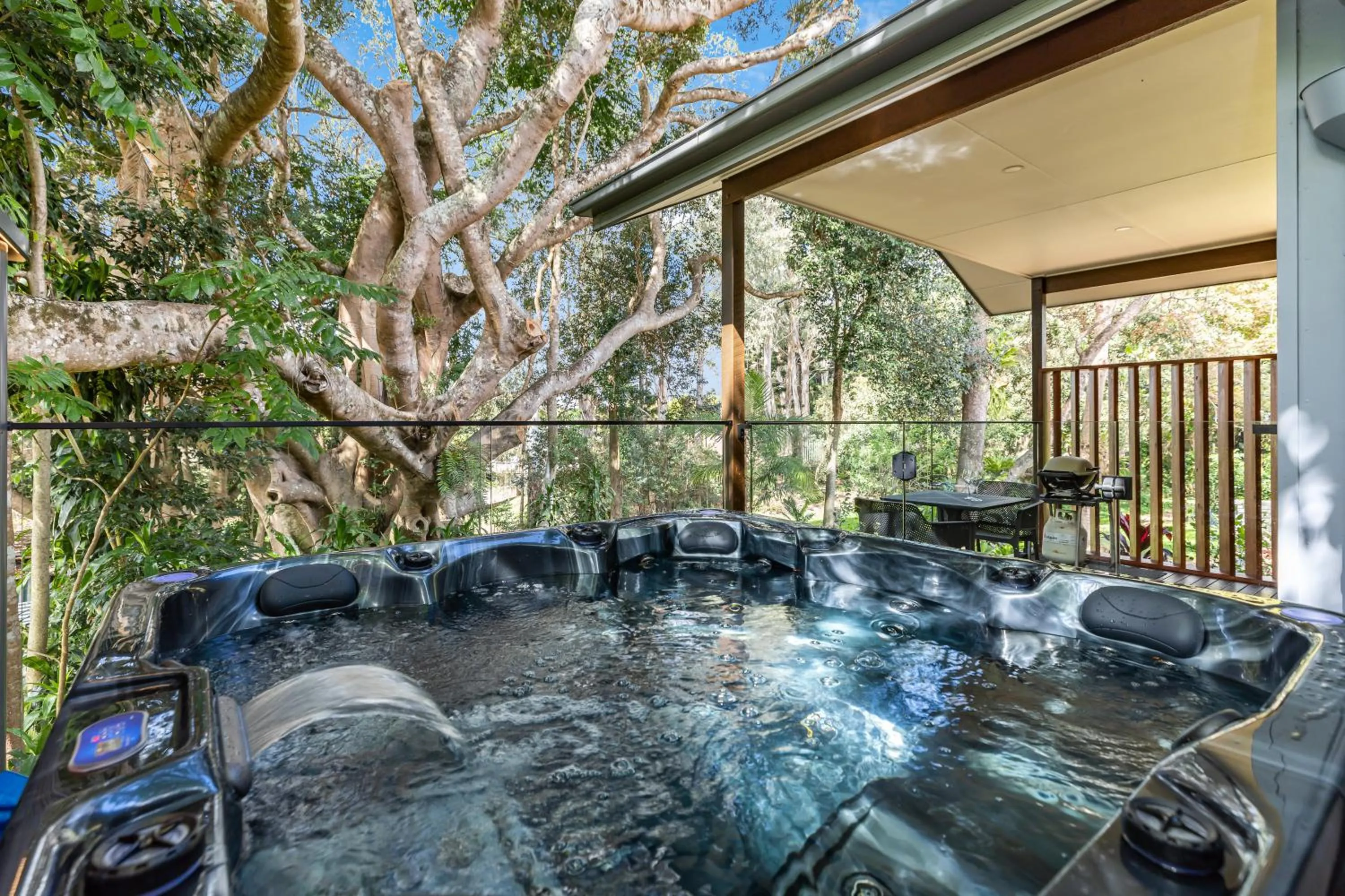 Hot Tub in Jandar Retreat Maleny