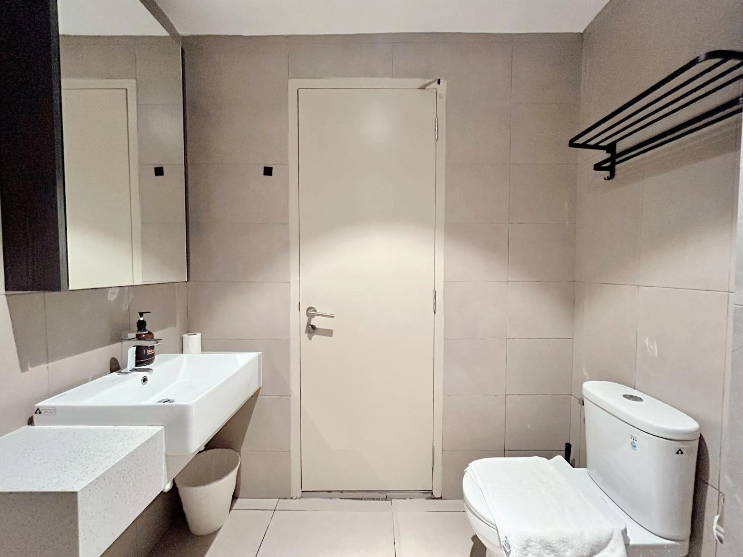 The Paxtonz by Manhattan Group