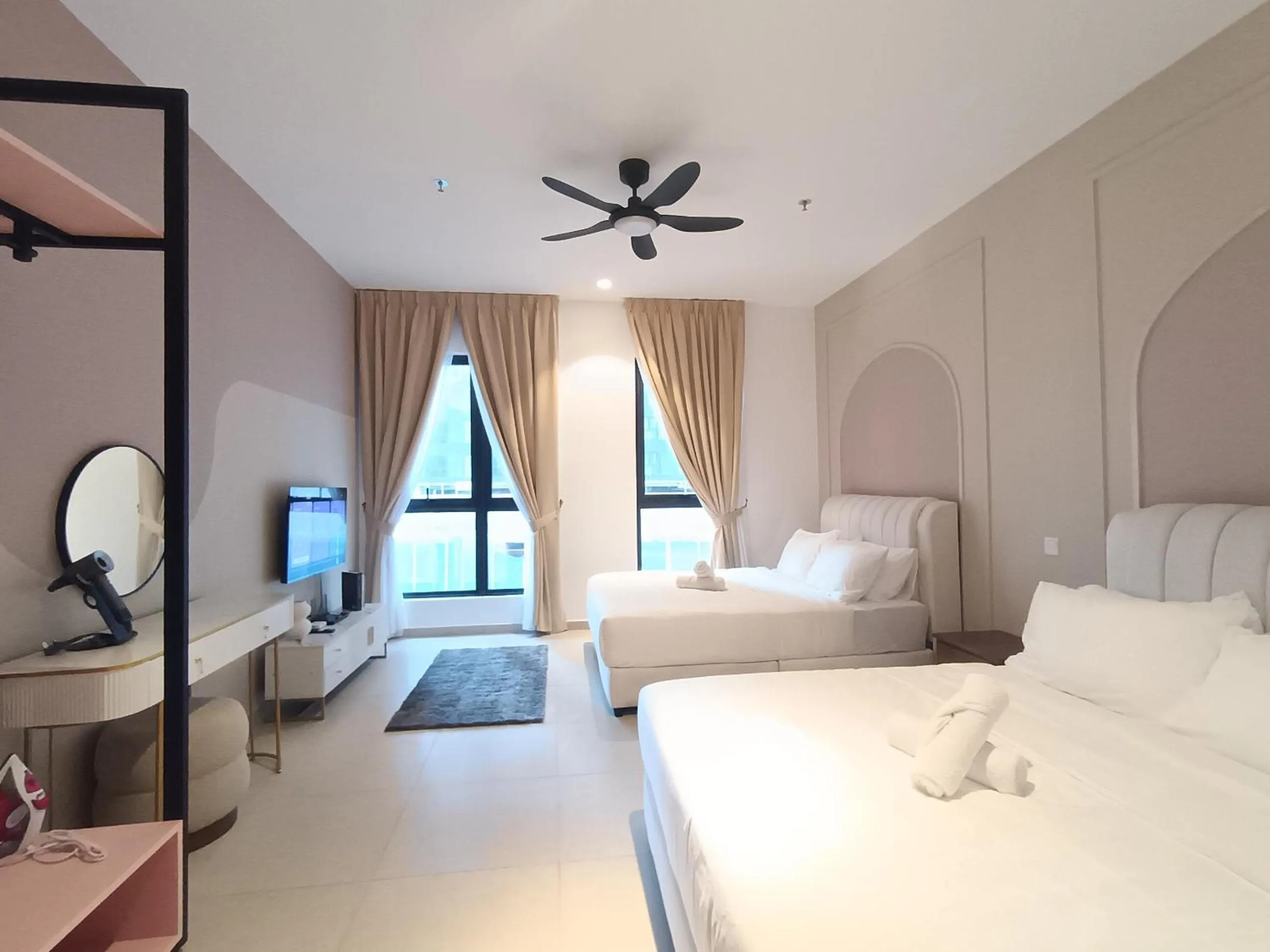 Bed in The Paxtonz by Manhattan Group