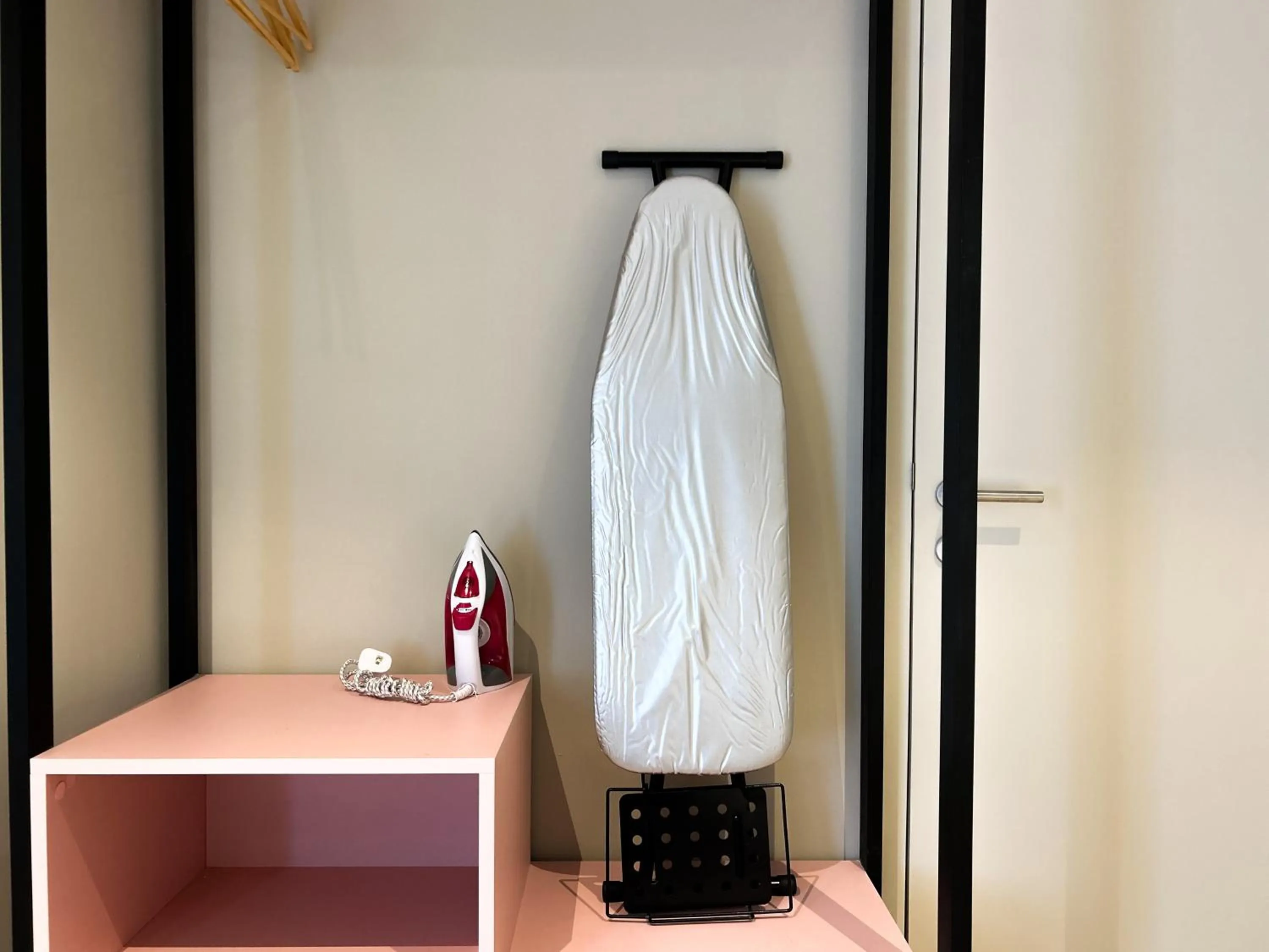 The Paxtonz by Manhattan Group