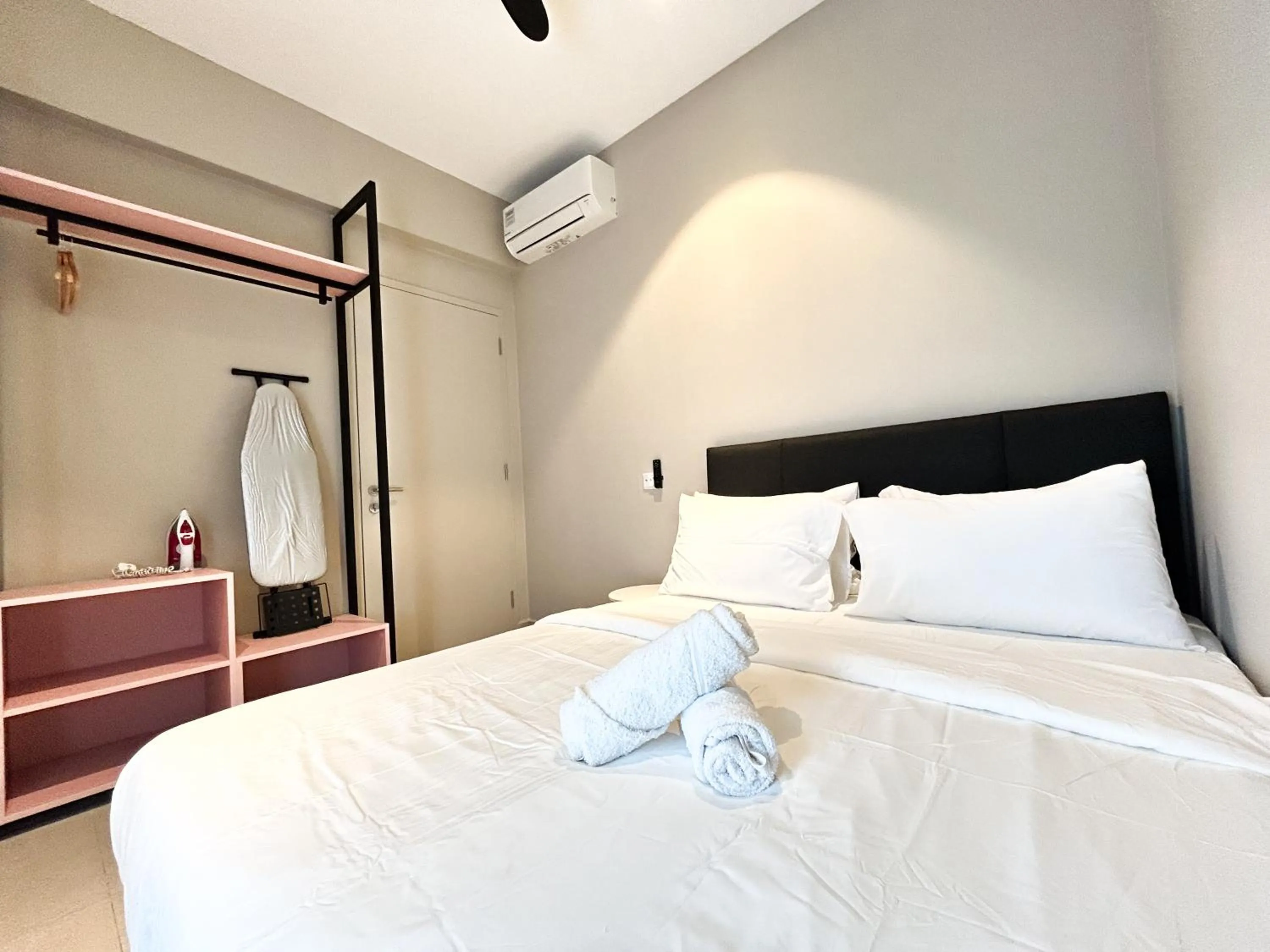 Bed in The Paxtonz by Manhattan Group