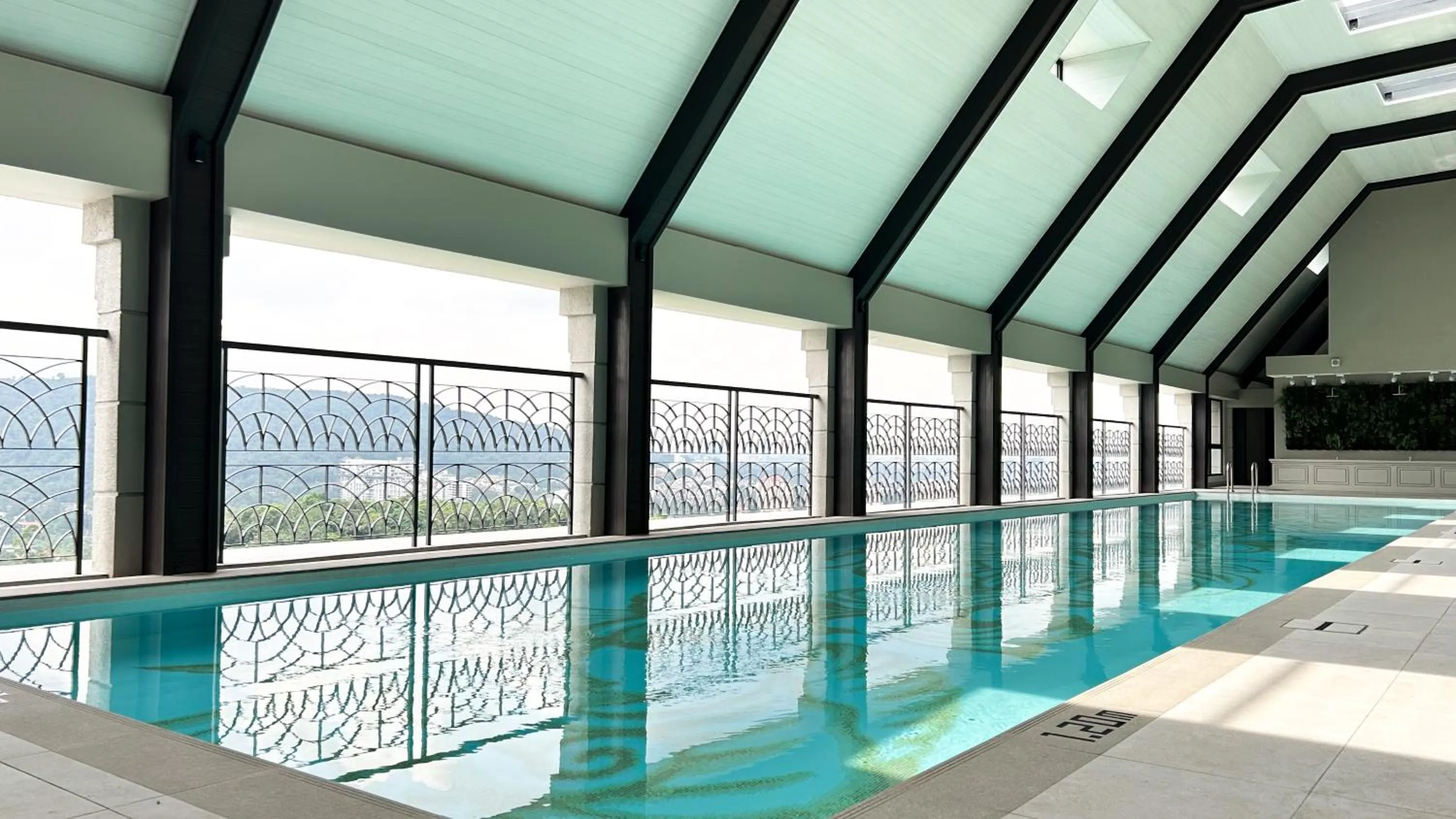Swimming pool in The Paxtonz by Manhattan Group