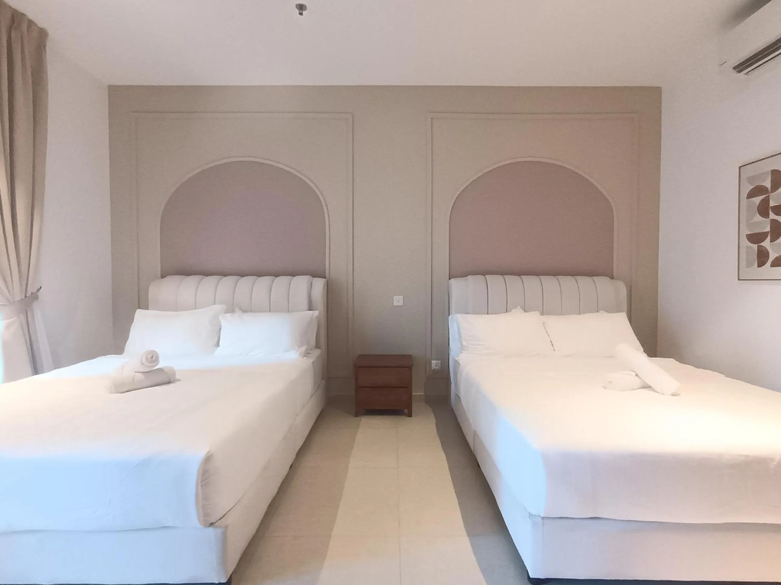 Bed in The Paxtonz by Manhattan Group