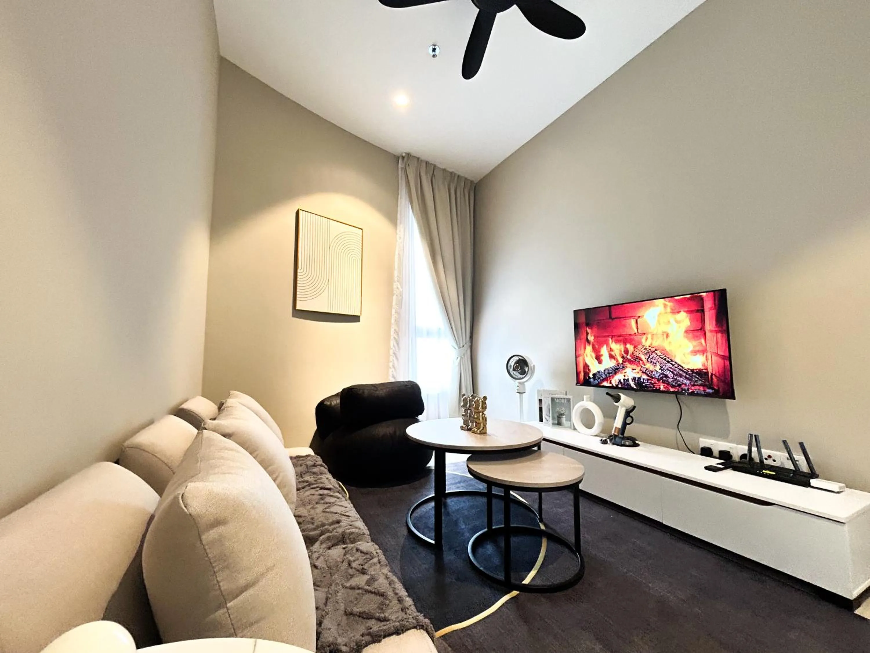 The Paxtonz by Manhattan Group