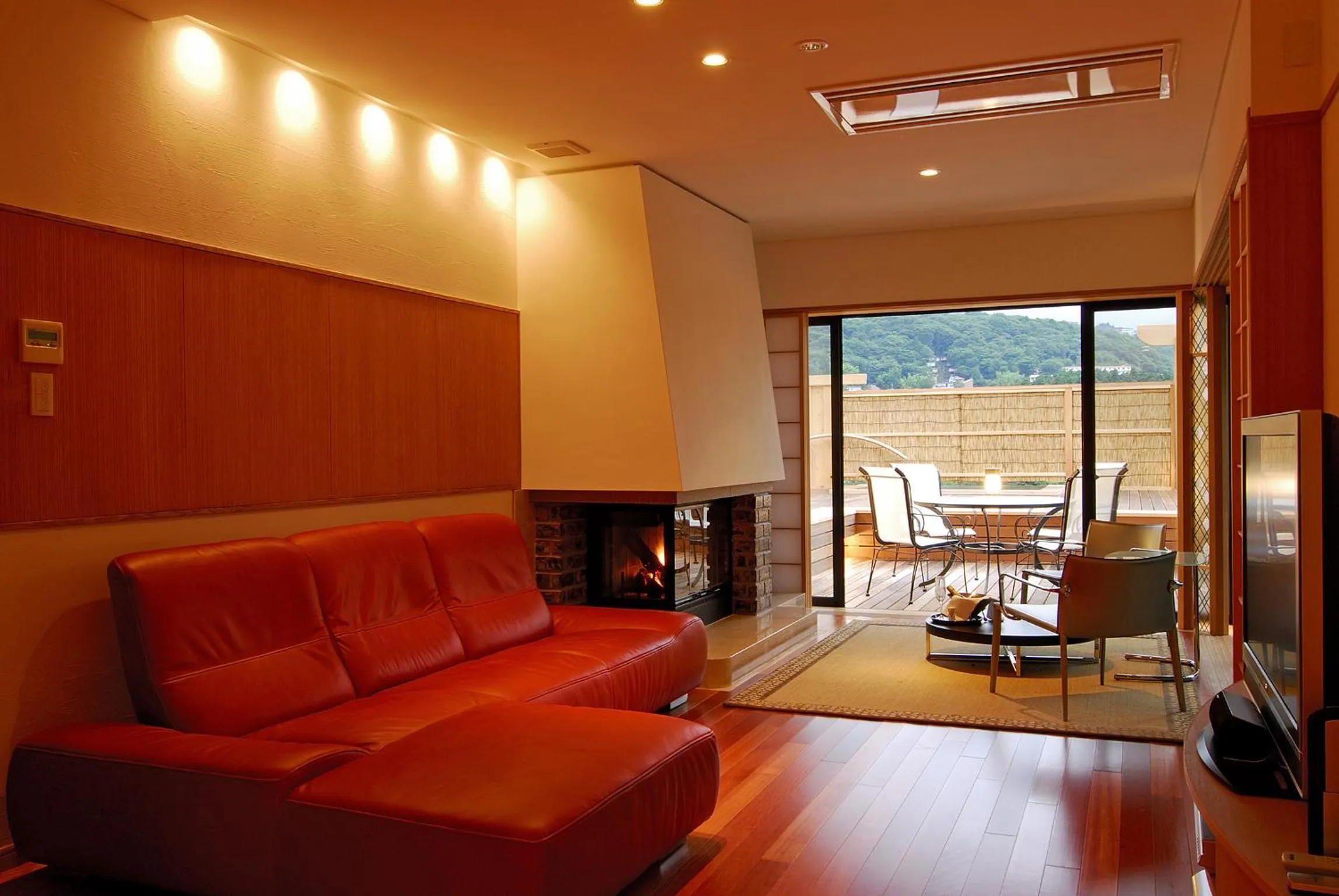 Hot Spring Bath in Hakone Tokinoshizuku