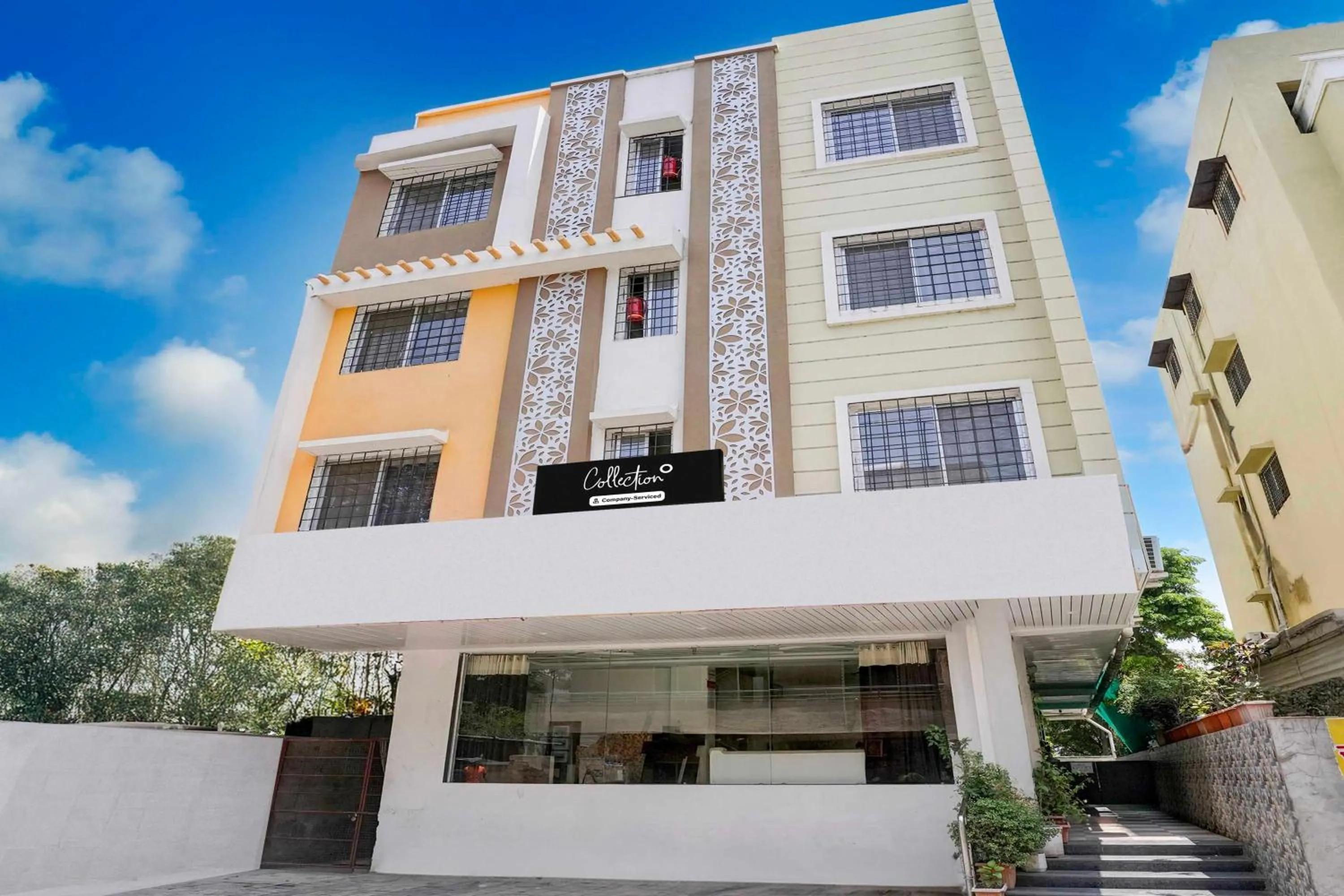 Facade/entrance in Collection O Shirdi Shree Virbhadra Temple