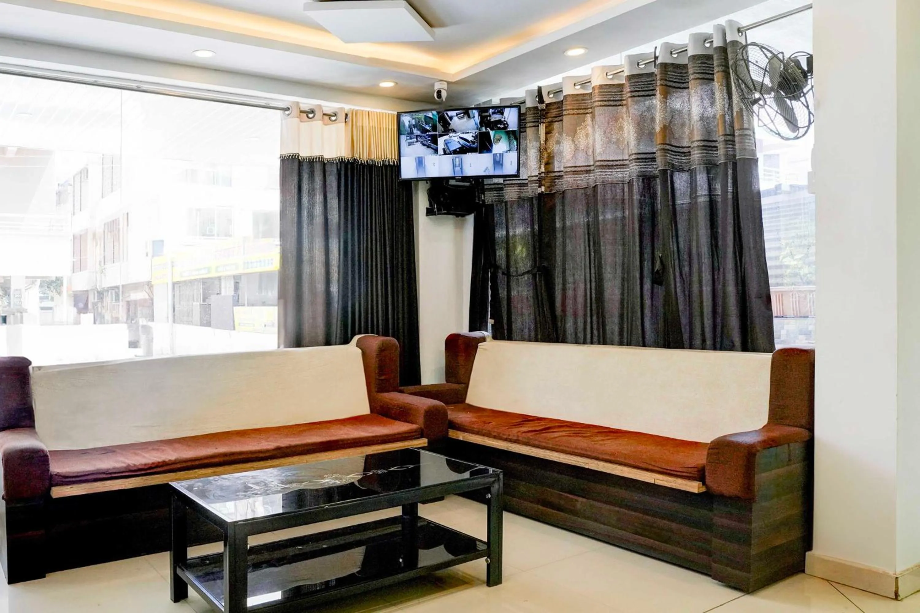 Lobby or reception in Collection O Shirdi Shree Virbhadra Temple