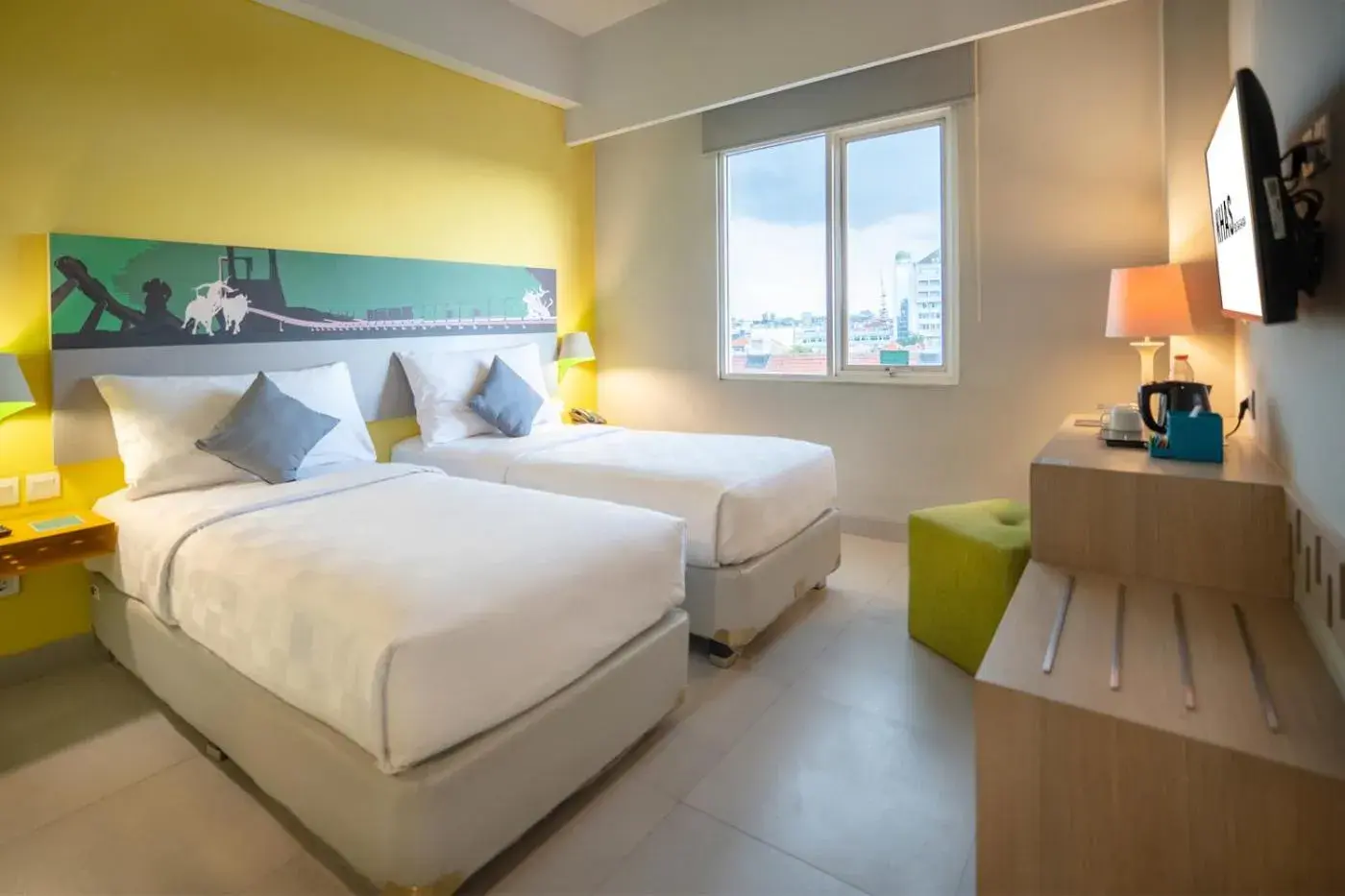 Deluxe Superior Twin in KHAS Surabaya Hotel Deluxe Superior Twin in KHAS Surabaya Hotel