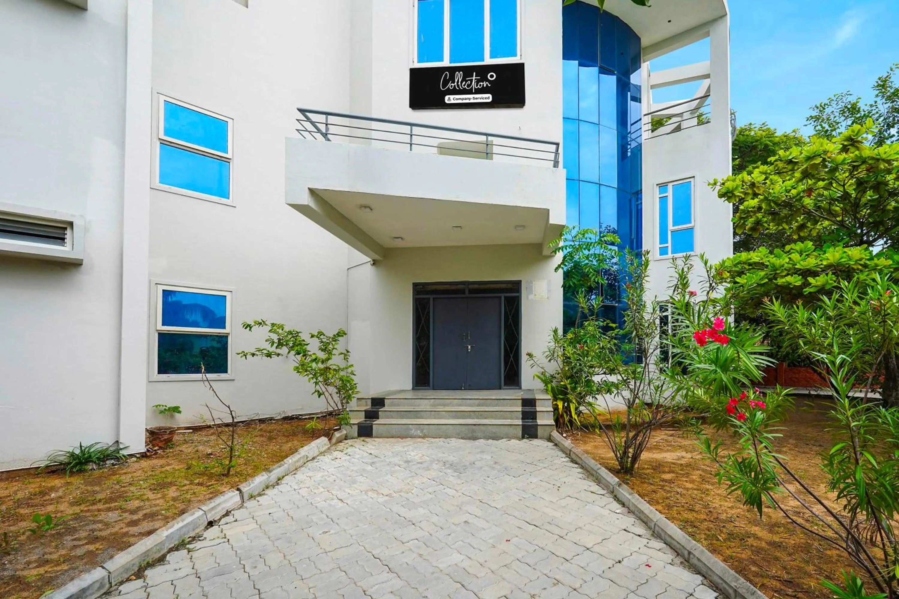 Facade/entrance in Collection O Chennai Nemmeli Bridge