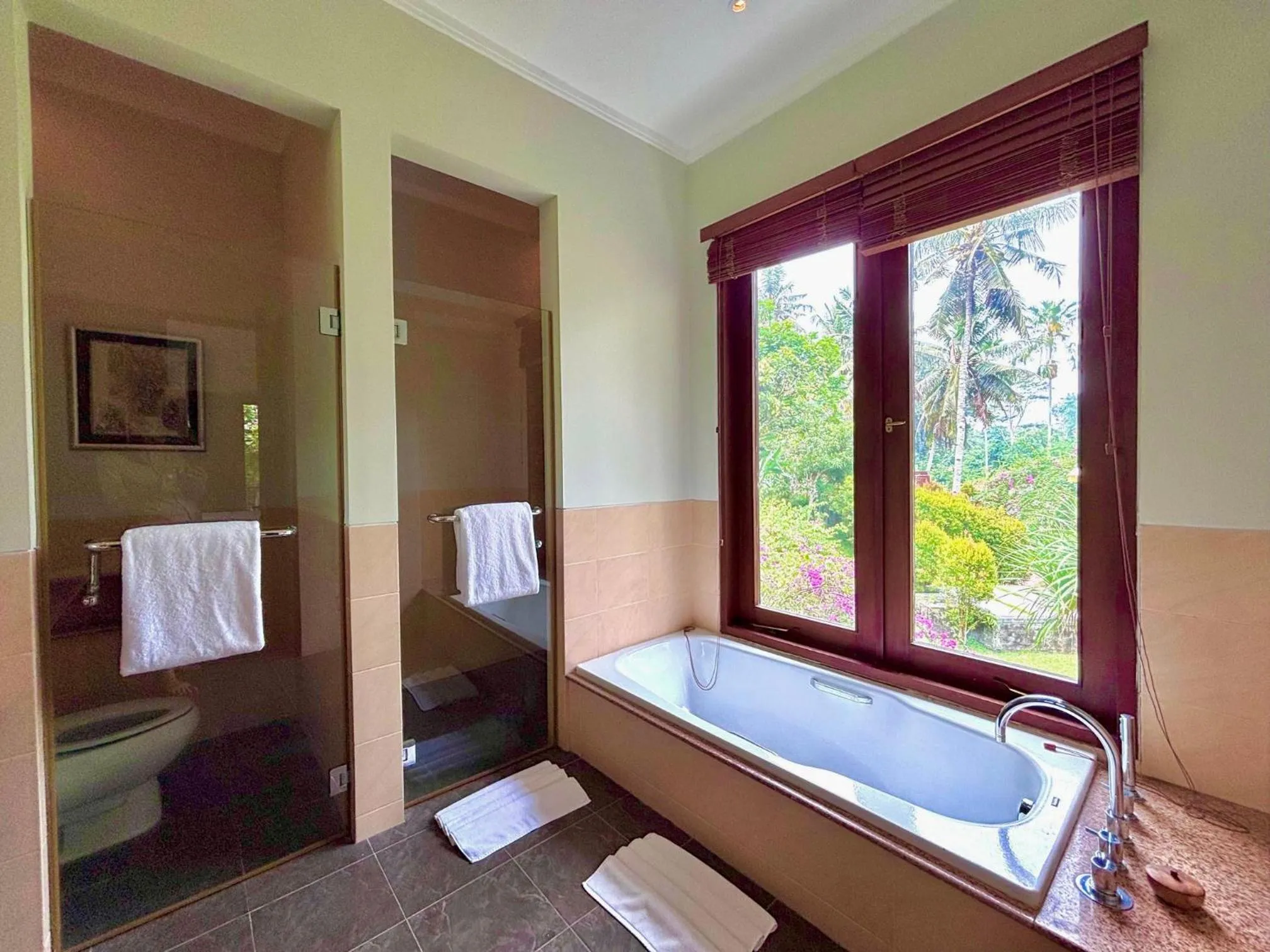 Bath, Bed in Bumi Kinar Heritage