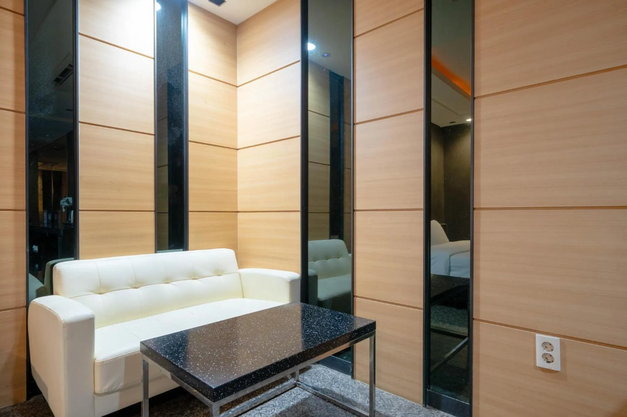 Seating area in Changwon Ava Hotel