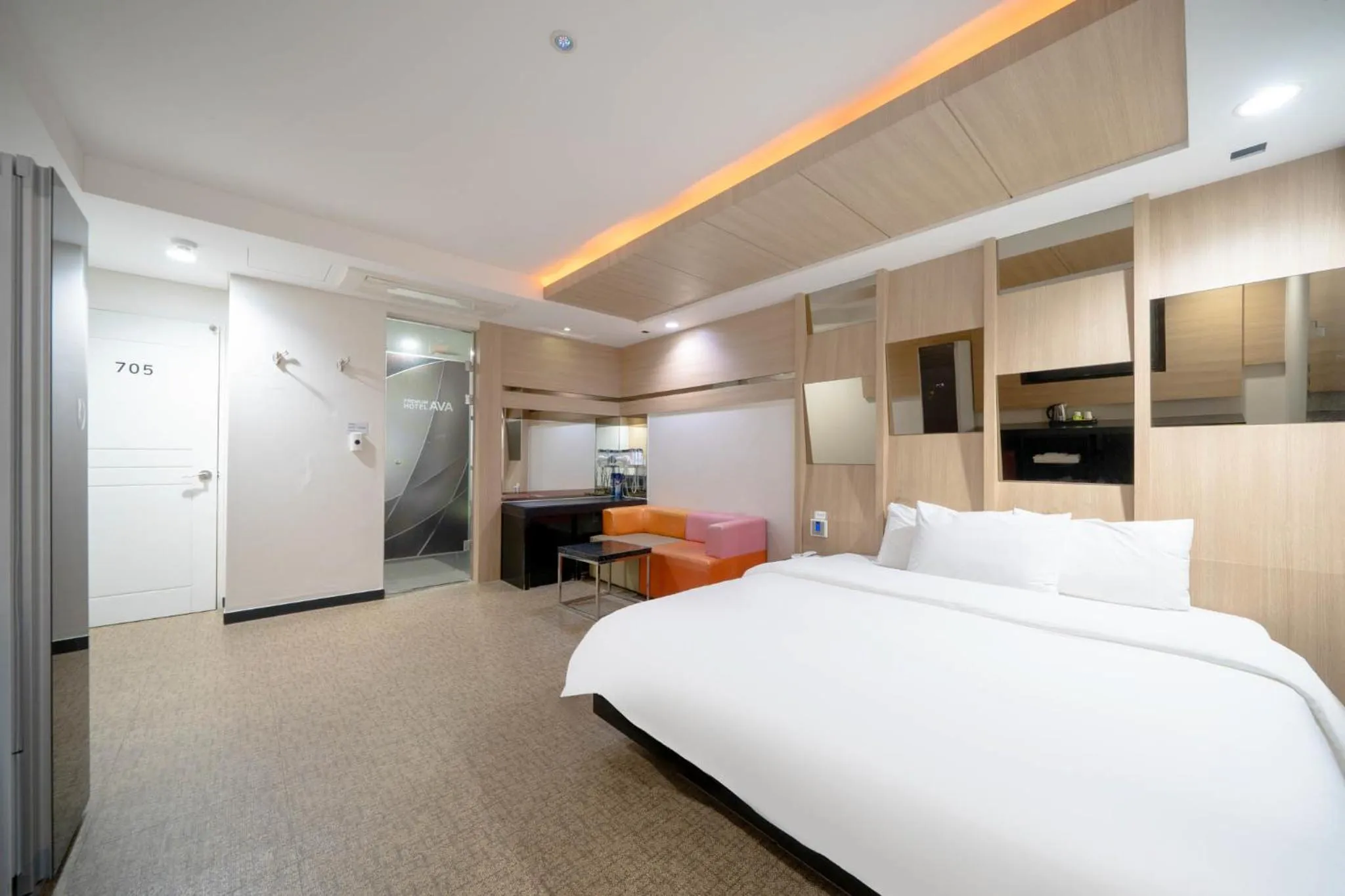 Bed in Changwon Ava Hotel