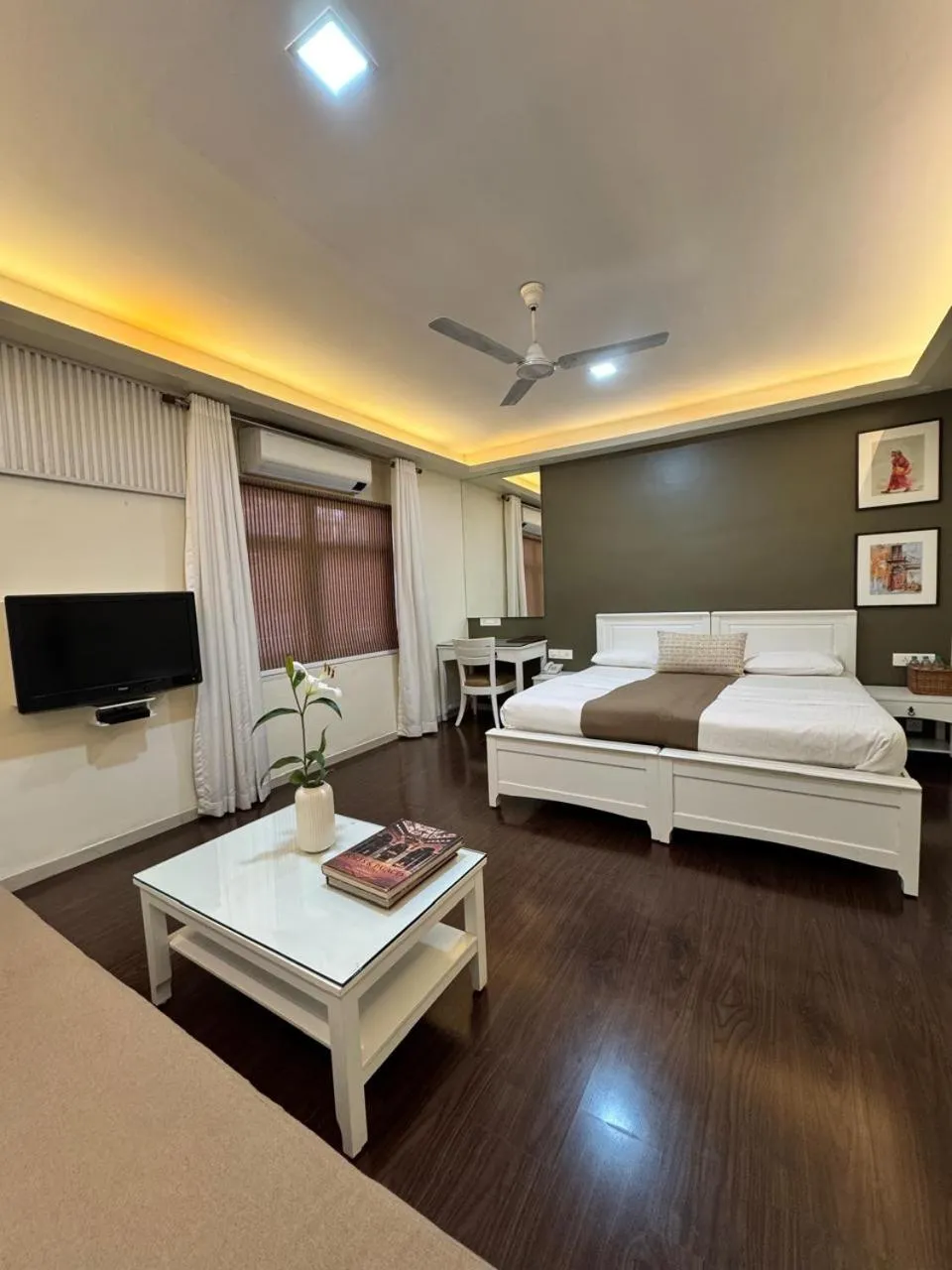 Photo of the whole room, Bed in Hotel Ketan