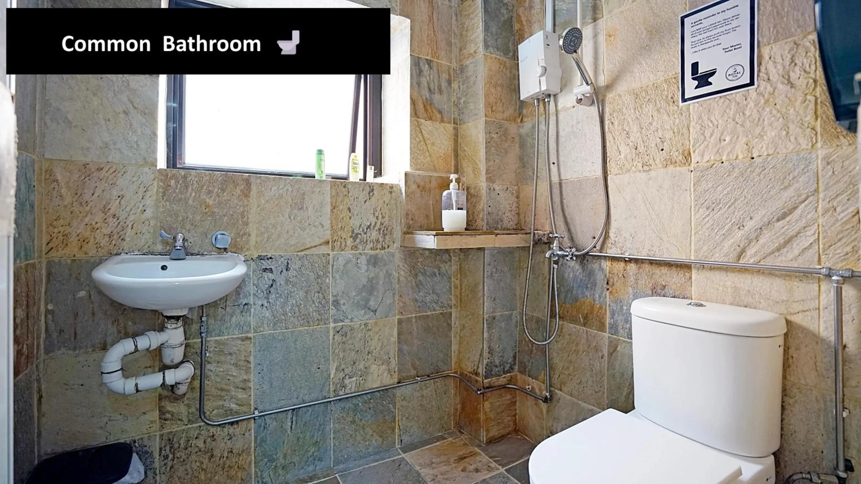 Shower in Royal Lodge @ Pagoda Street