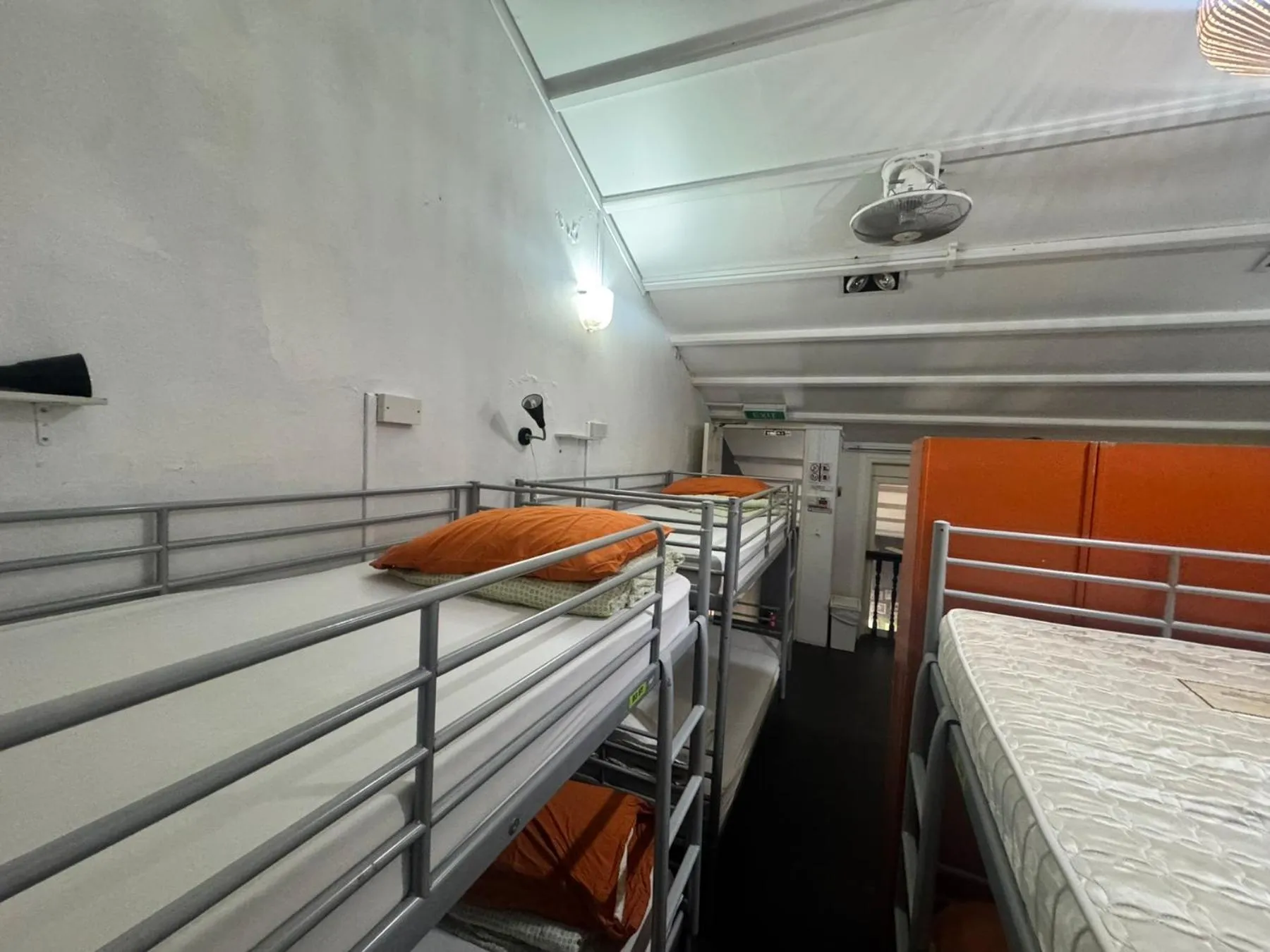 Bed in Royal Lodge @ Pagoda Street