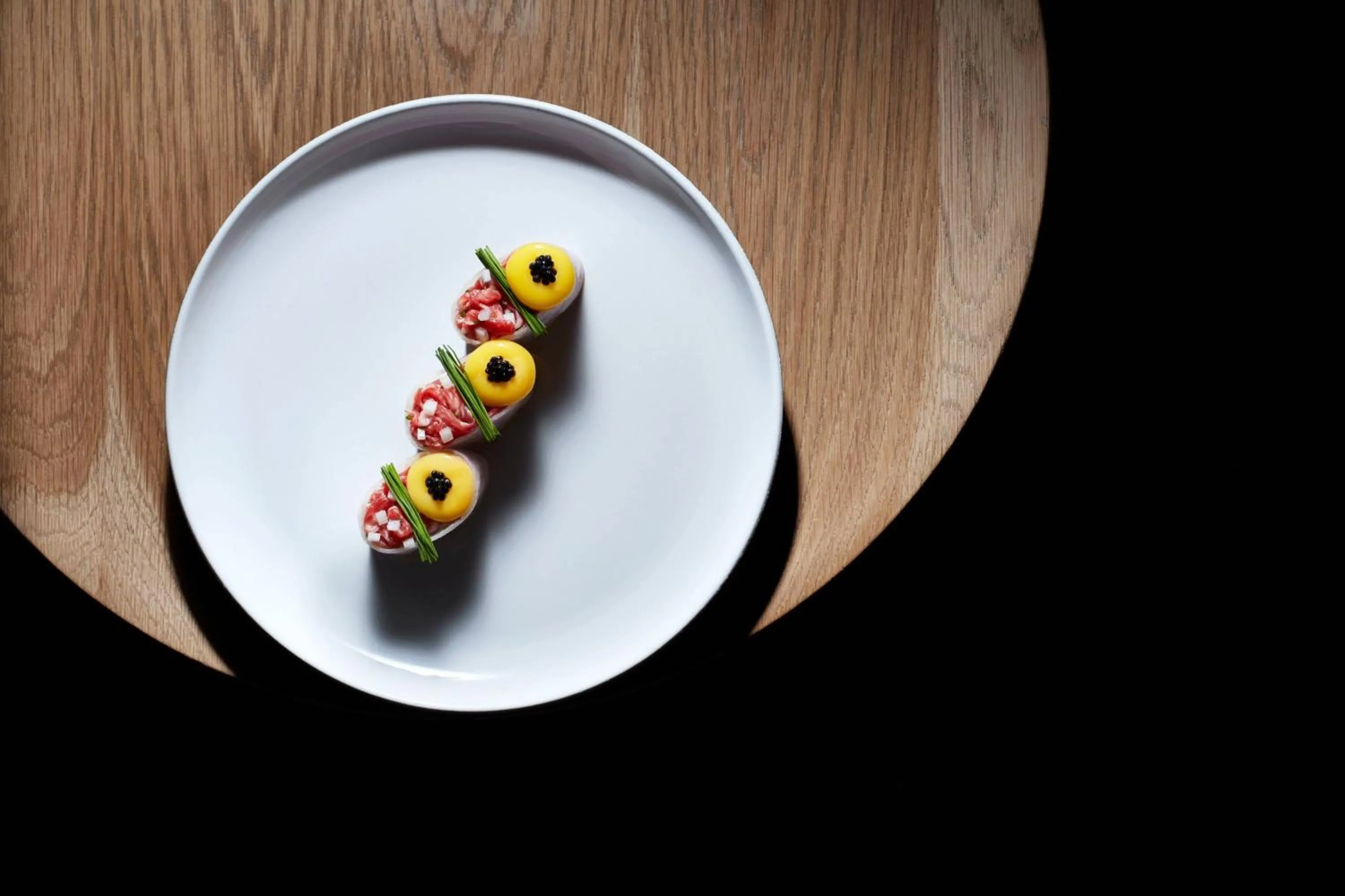 Restaurant/places to eat in JW Marriott Hotel Singapore South Beach