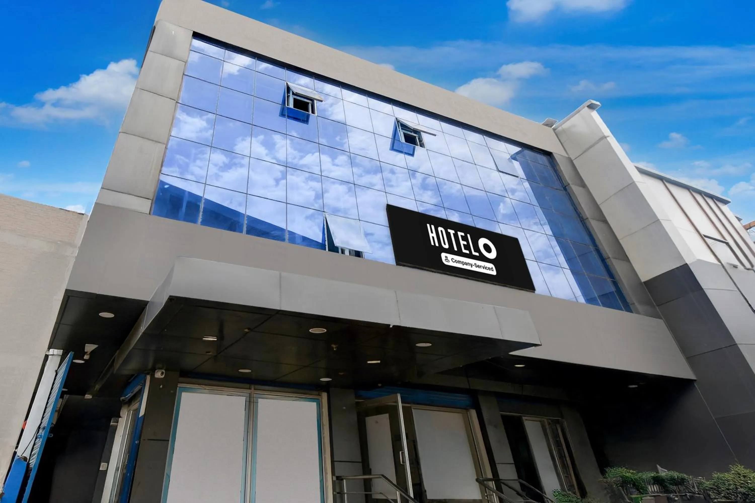 Facade/entrance in Super Hotel O Ambedkar Park Gorakhpur Formerly Mayur Residency