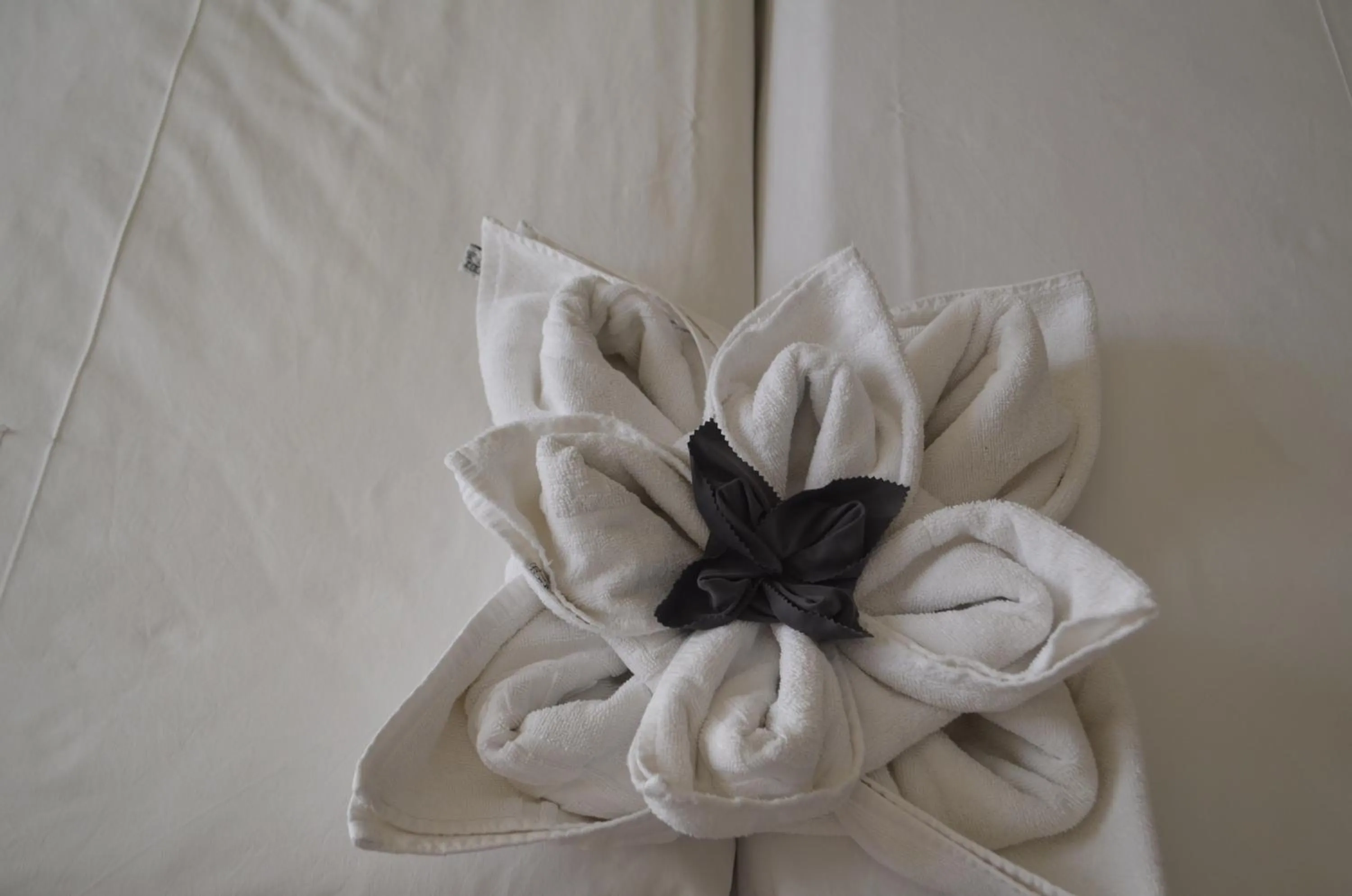 Decorative detail in Tarsanas Beach