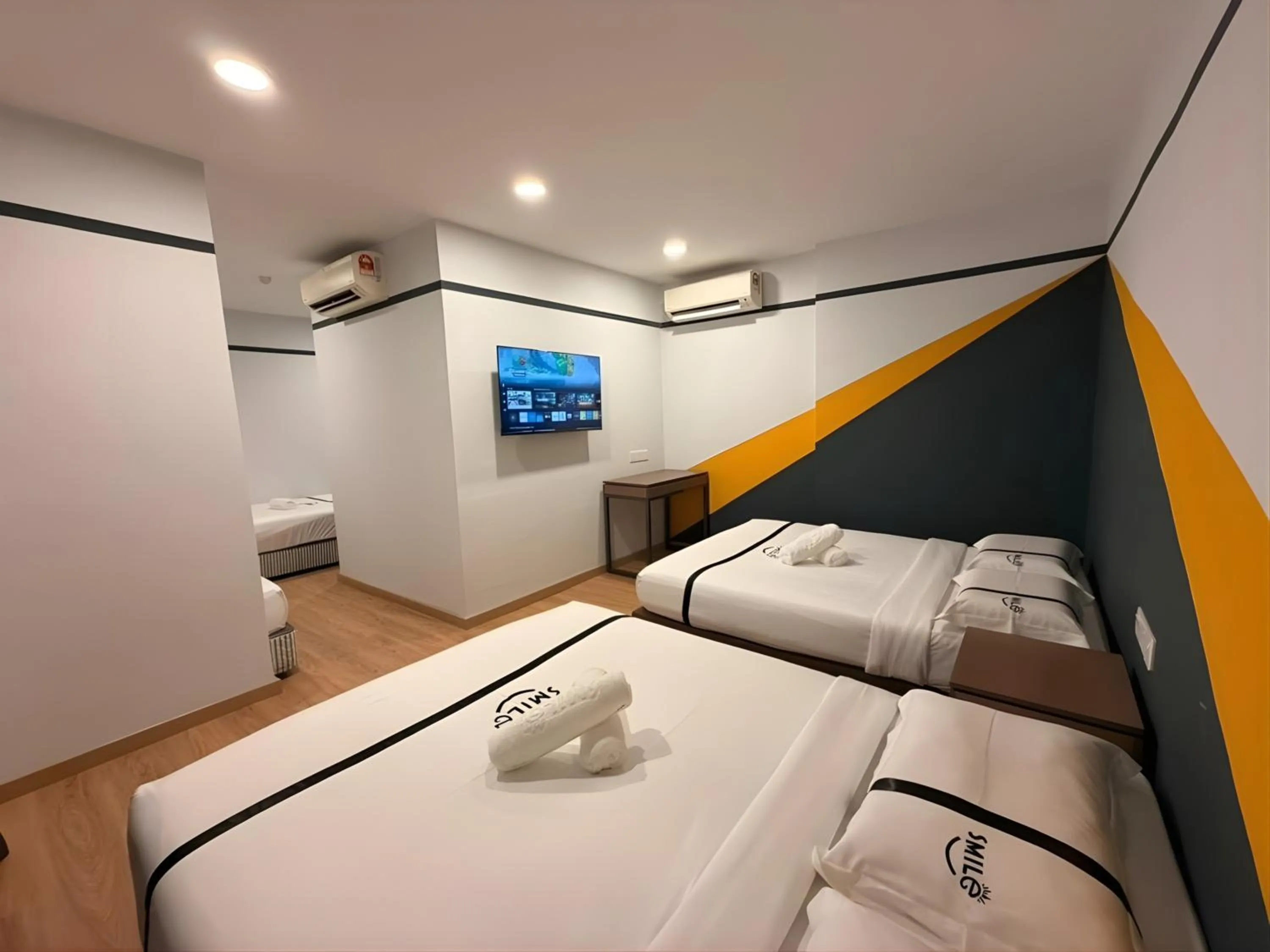 Bedroom, Bed in Smile Hotel The Mines Seri Kembangan