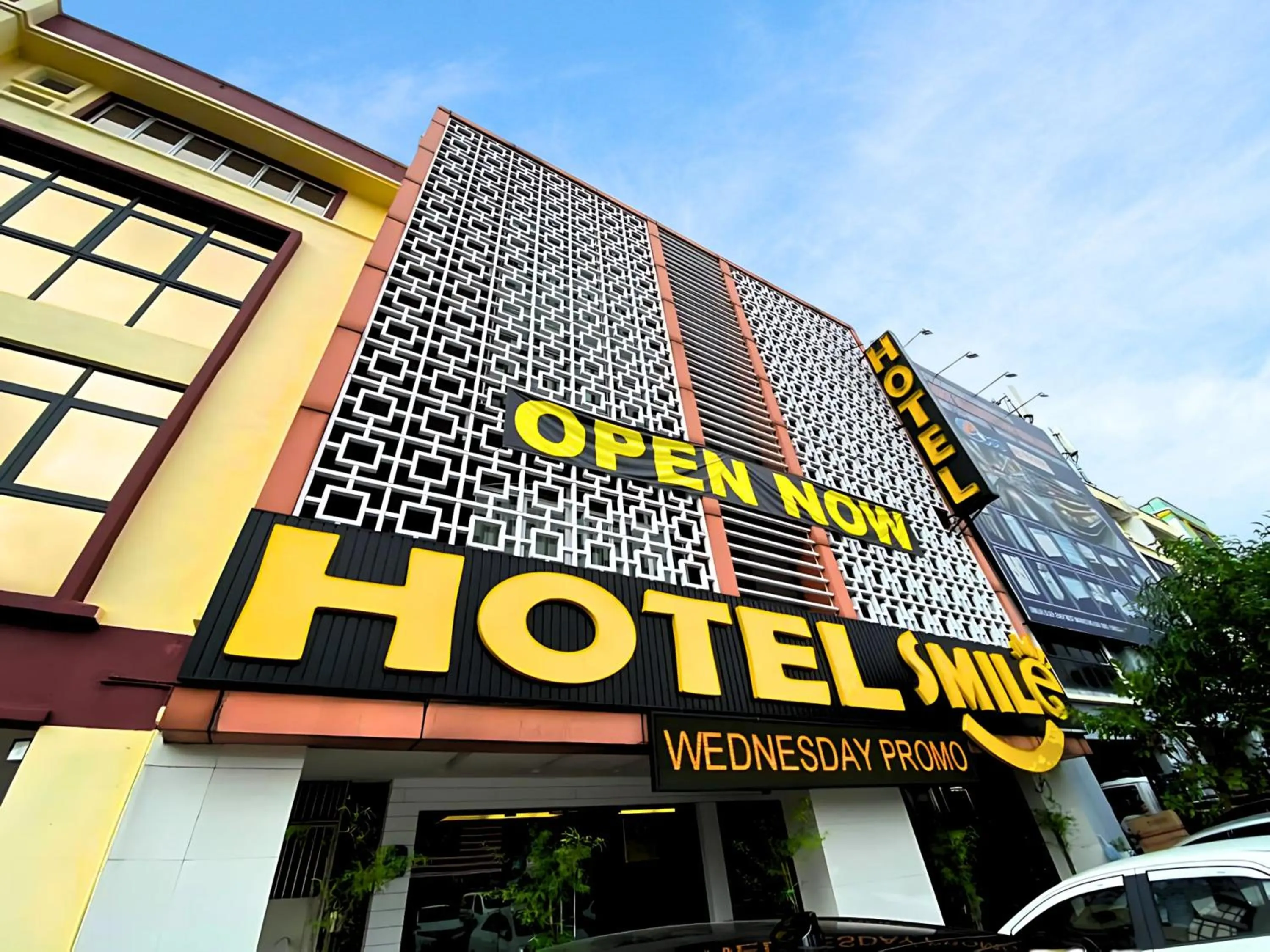 Property building in Smile Hotel The Mines Seri Kembangan