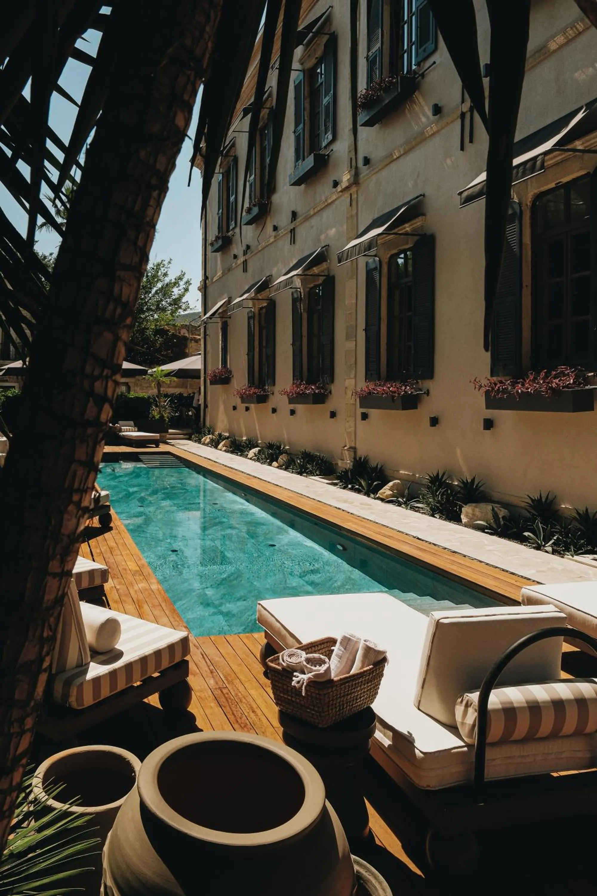 Swimming pool in Lecole Hotel By Cityloft