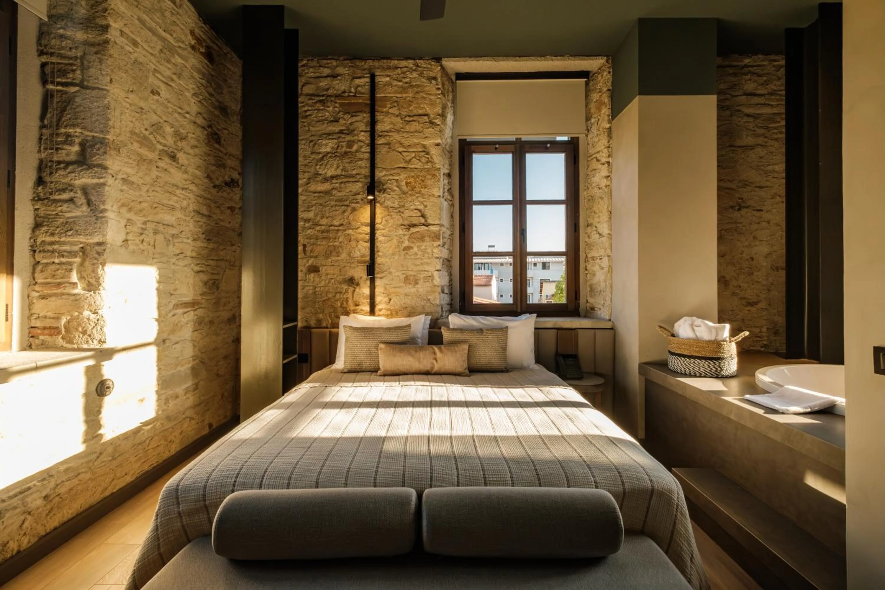 Bed in Lecole Hotel By Cityloft