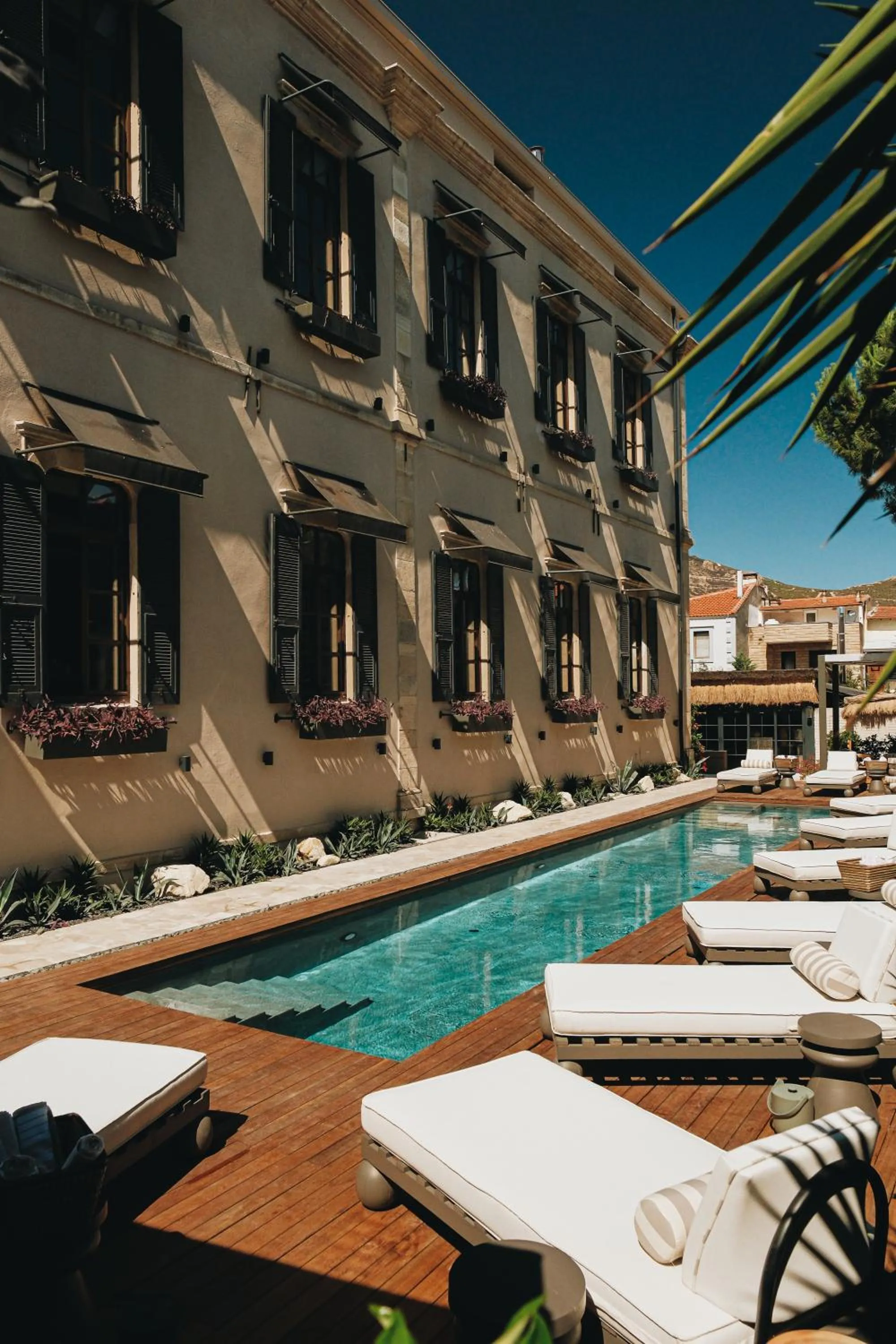 Swimming pool in Lecole Hotel By Cityloft