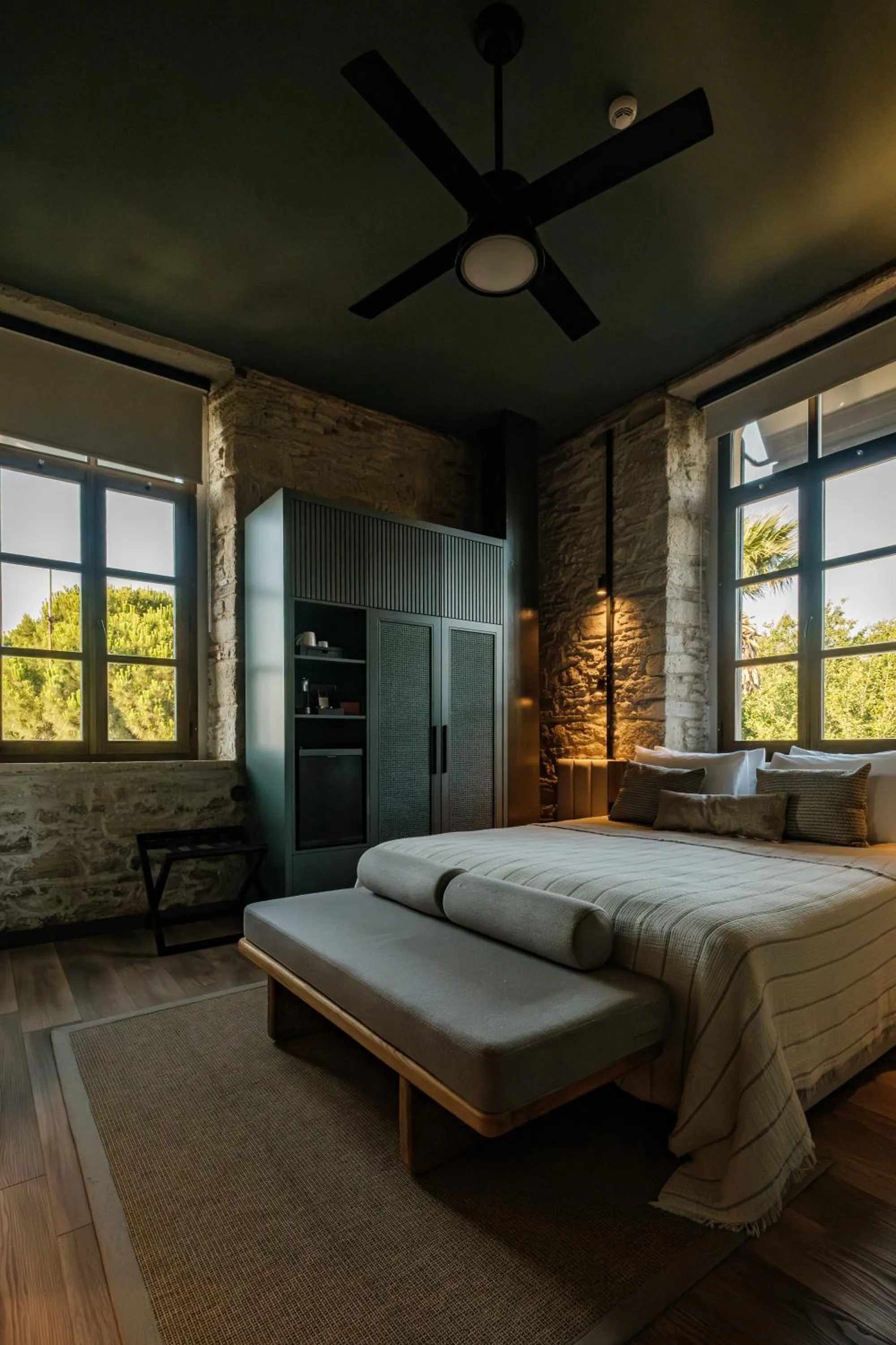 Photo of the whole room, Bed in Lecole Hotel By Cityloft