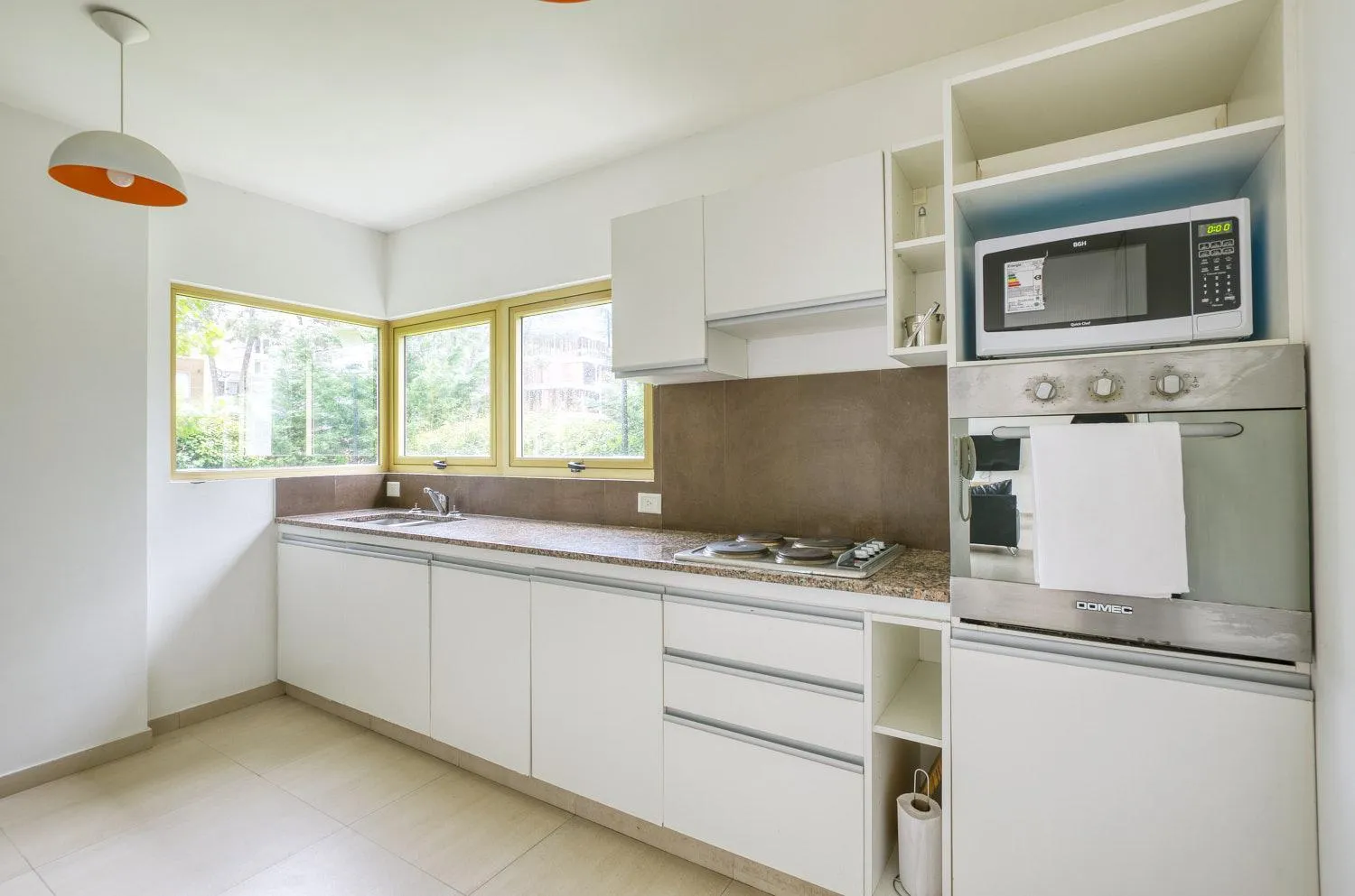Kitchen or kitchenette in Albar Club de Mar