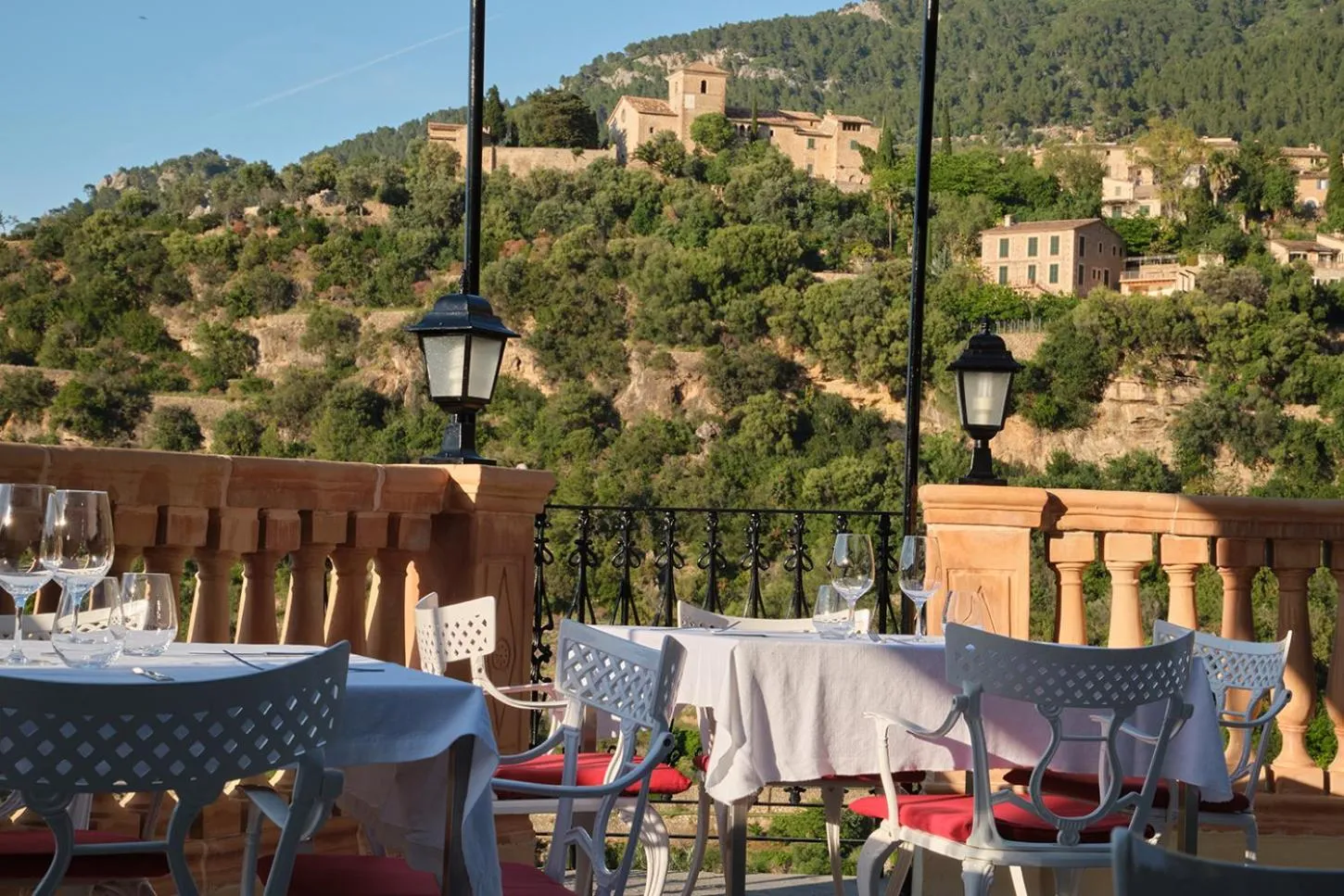 Patio in Es Moli Hotel