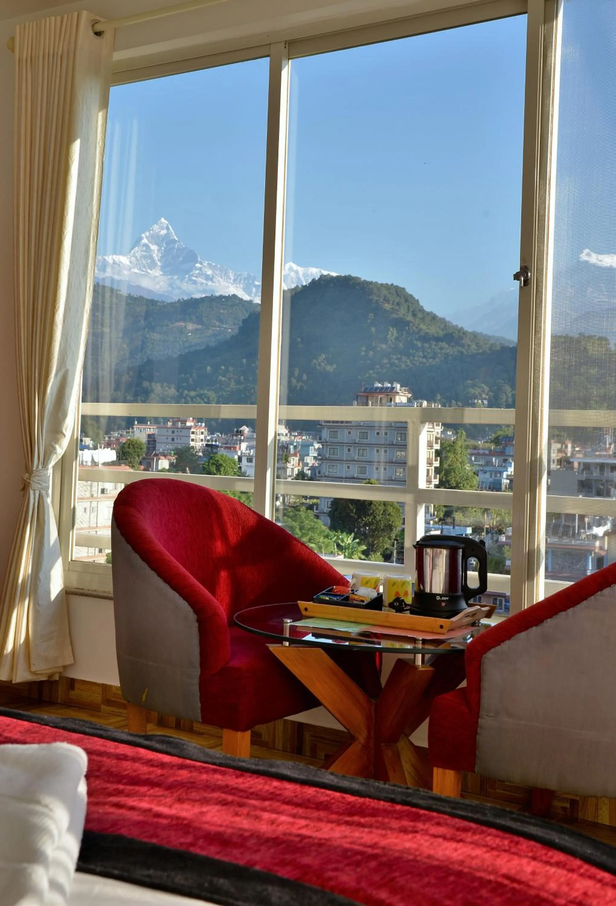 Mountain view in Hotel City Inn - Mountain View