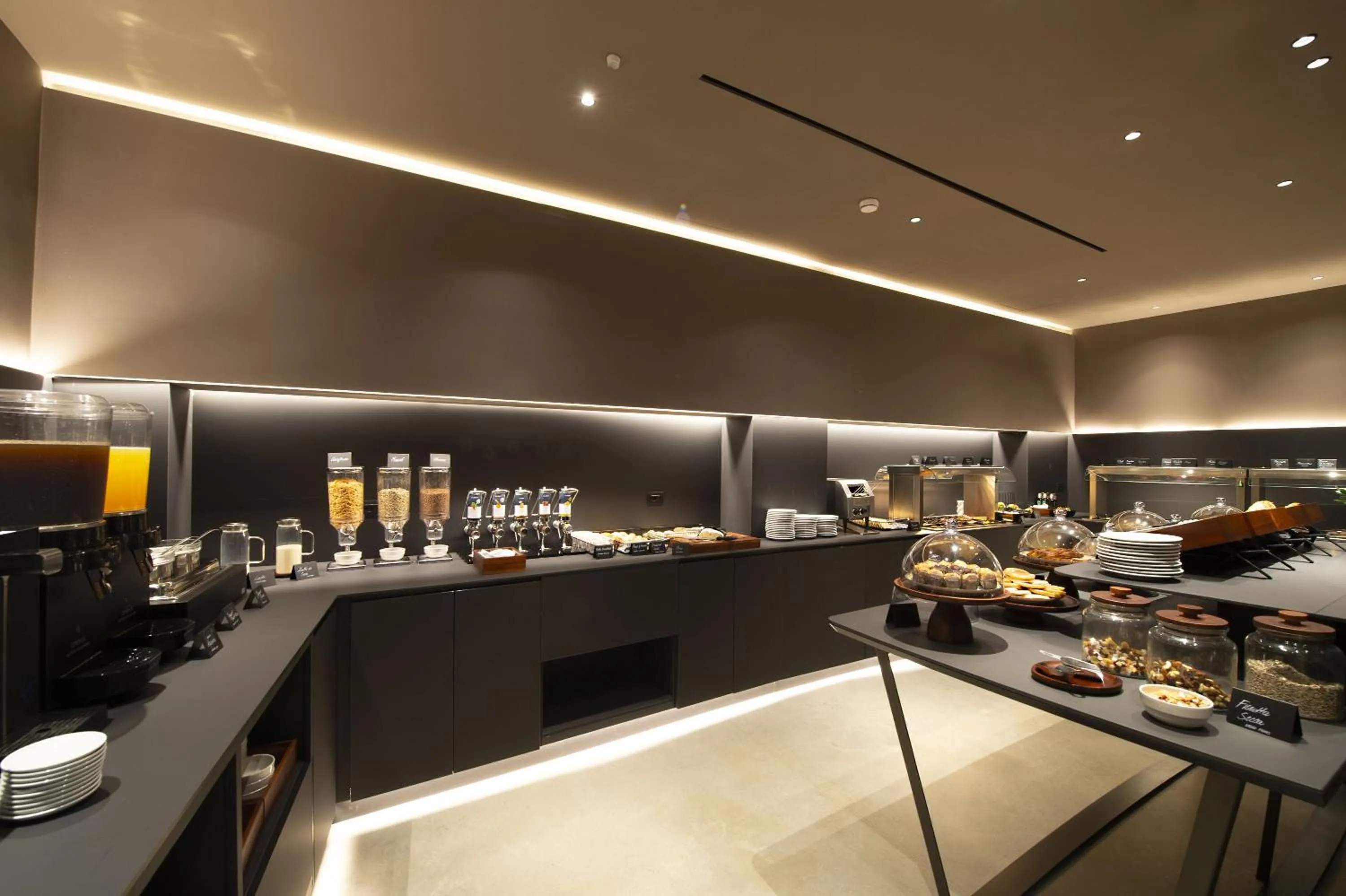 Breakfast in 7BA Hotel Milano