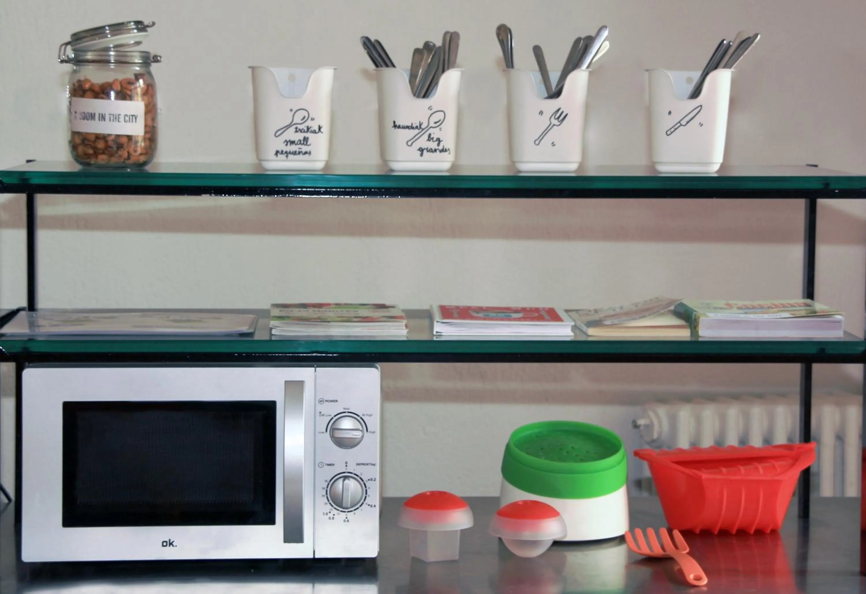 Kitchen or kitchenette in A Room In The City Hostel