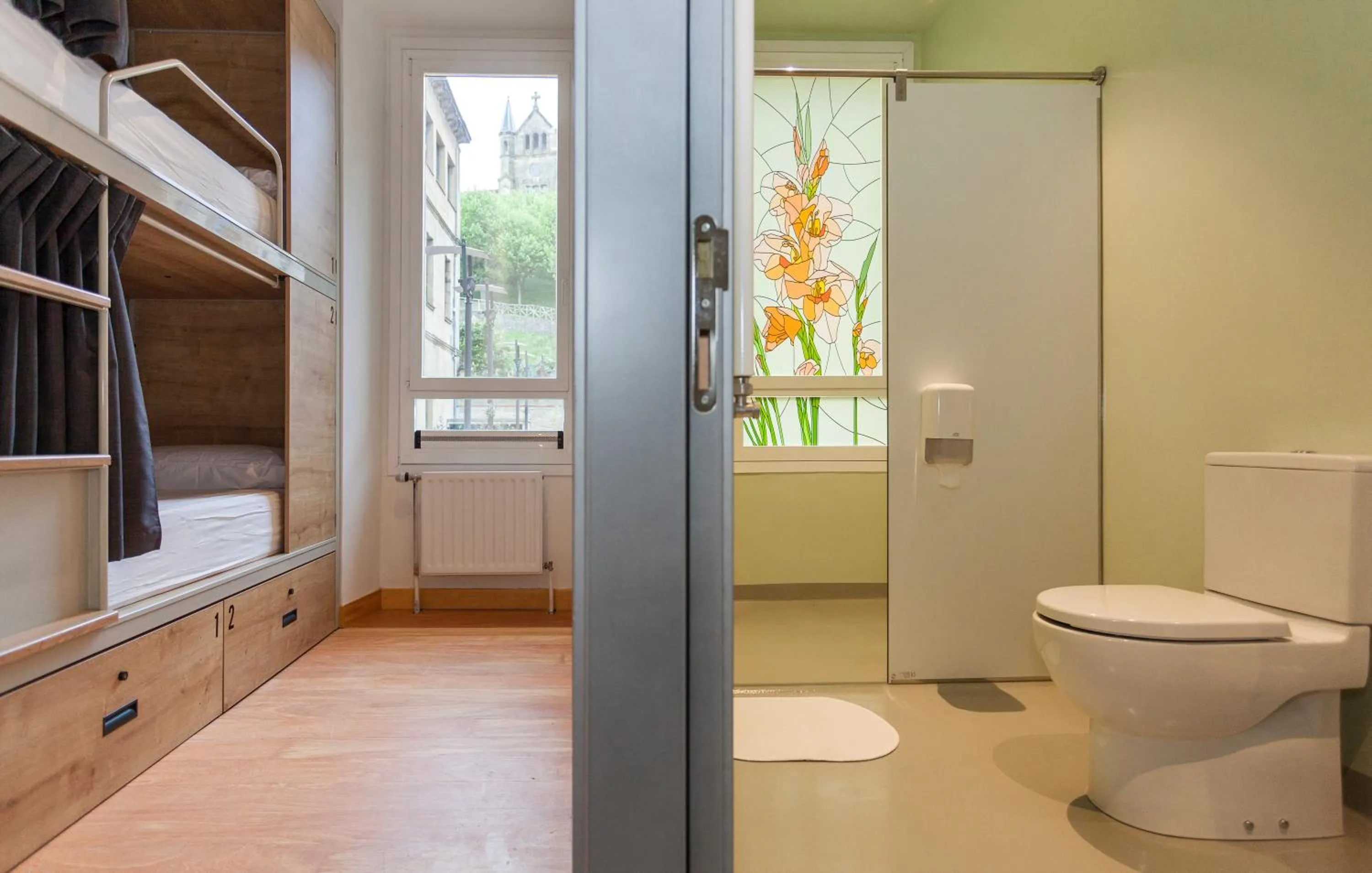 Bathroom in A Room In The City Hostel