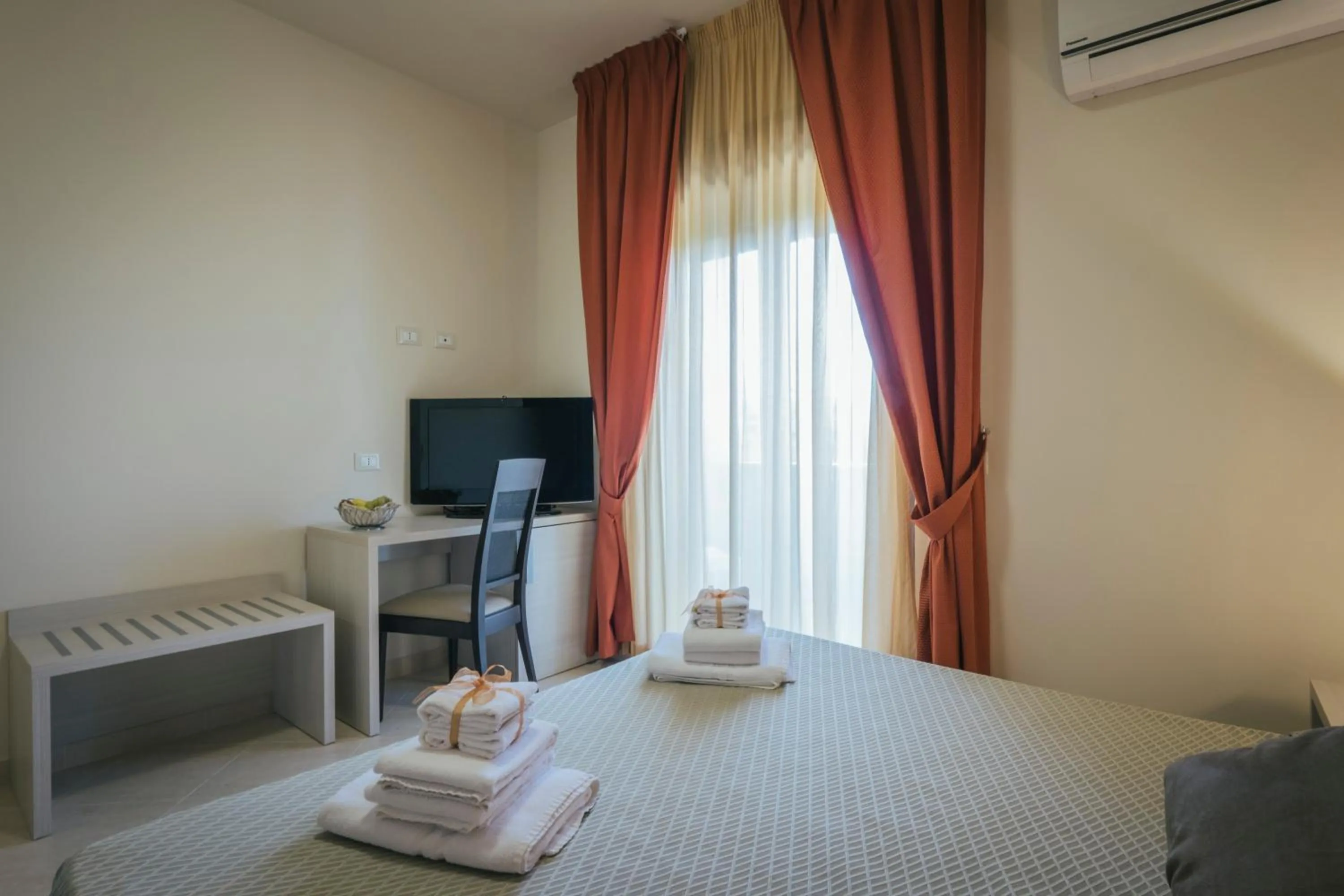 Bedroom, Bed in Hotel Costa Azul