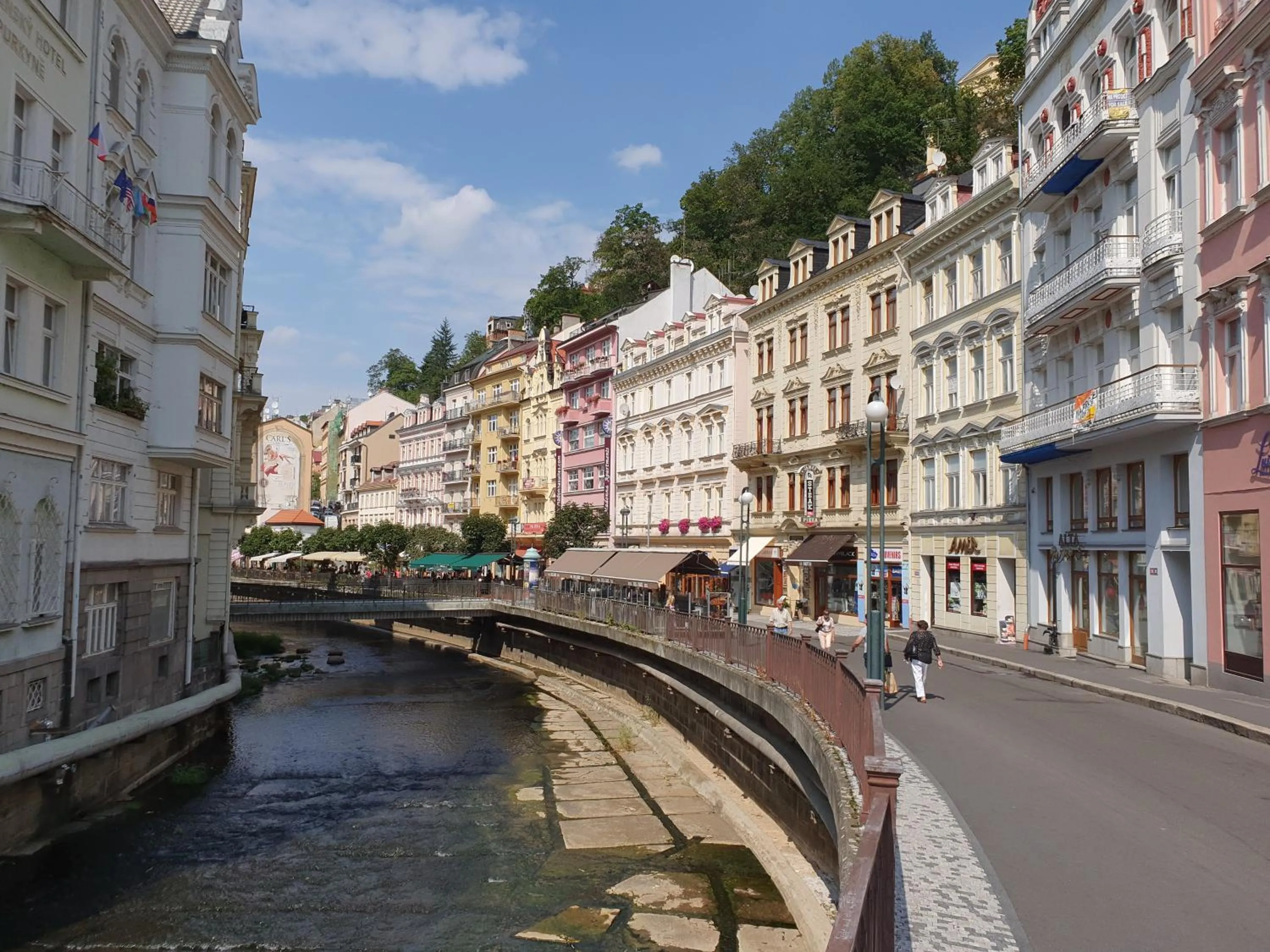 Property building in Madonna Apartments